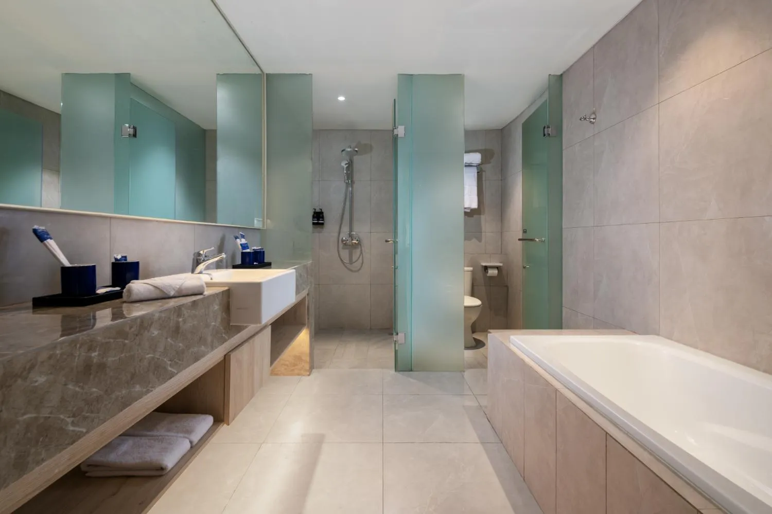 Bathroom in Aston Bintaro Hotel & Conference Center