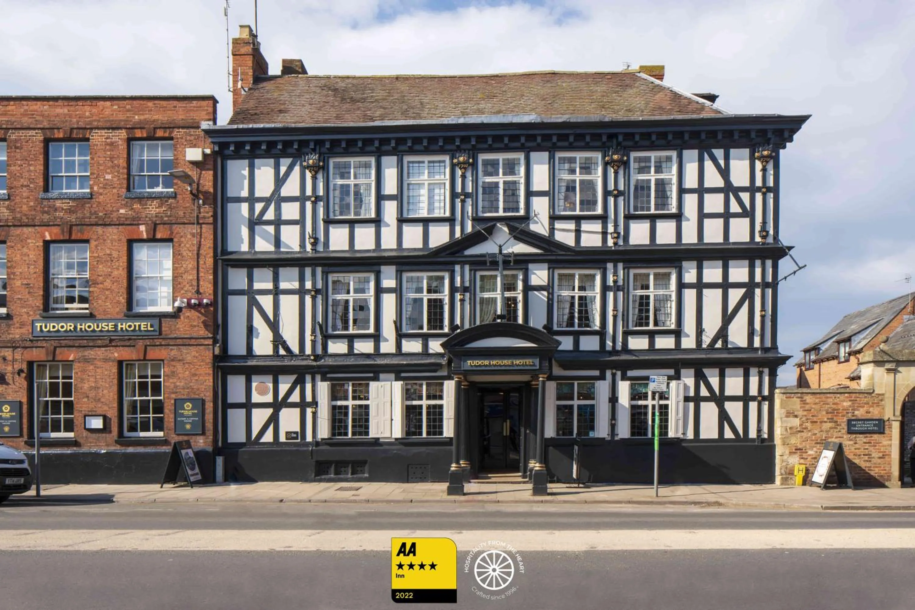 Property building in The Tudor House Hotel, Tewkesbury, Gloucestershire - The Coaching Inn Group