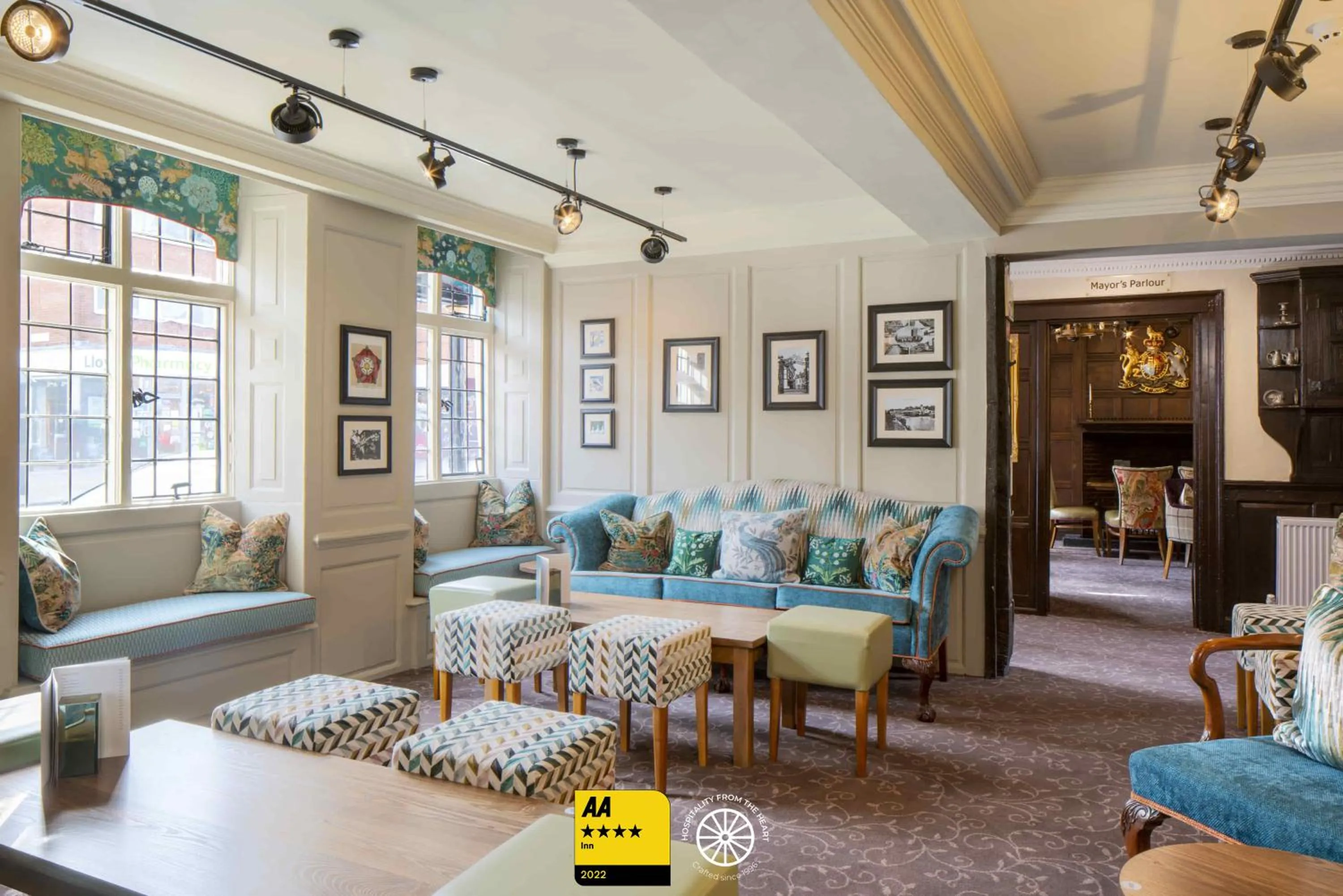 Lounge or bar in The Tudor House Hotel, Tewkesbury, Gloucestershire - The Coaching Inn Group