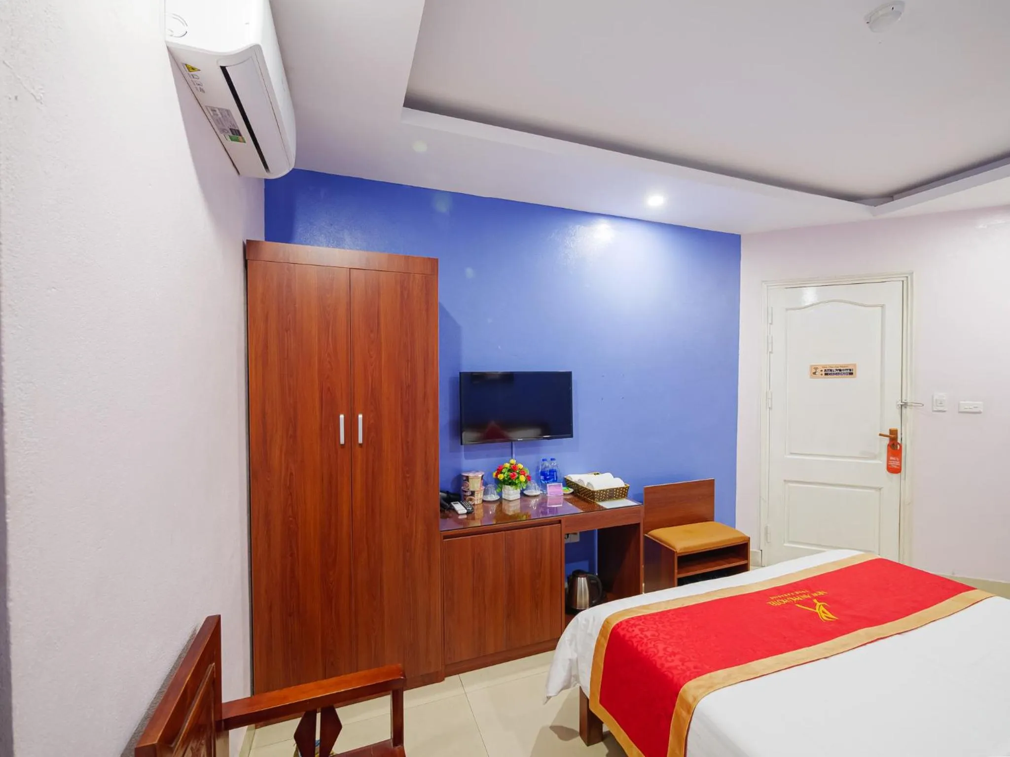 Coffee/tea facilities, Bed in New An Phú Hotel