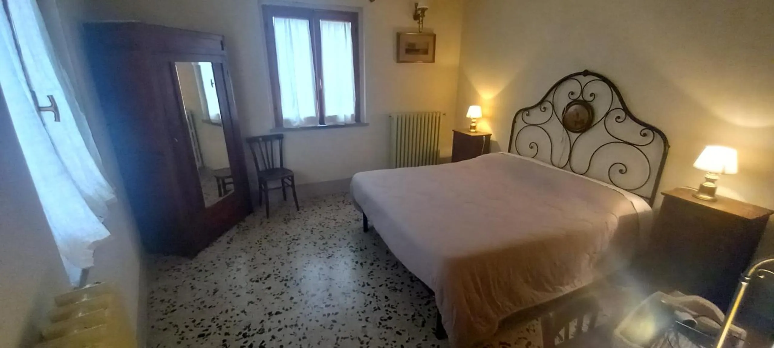 Bed in Albergo del Ponte