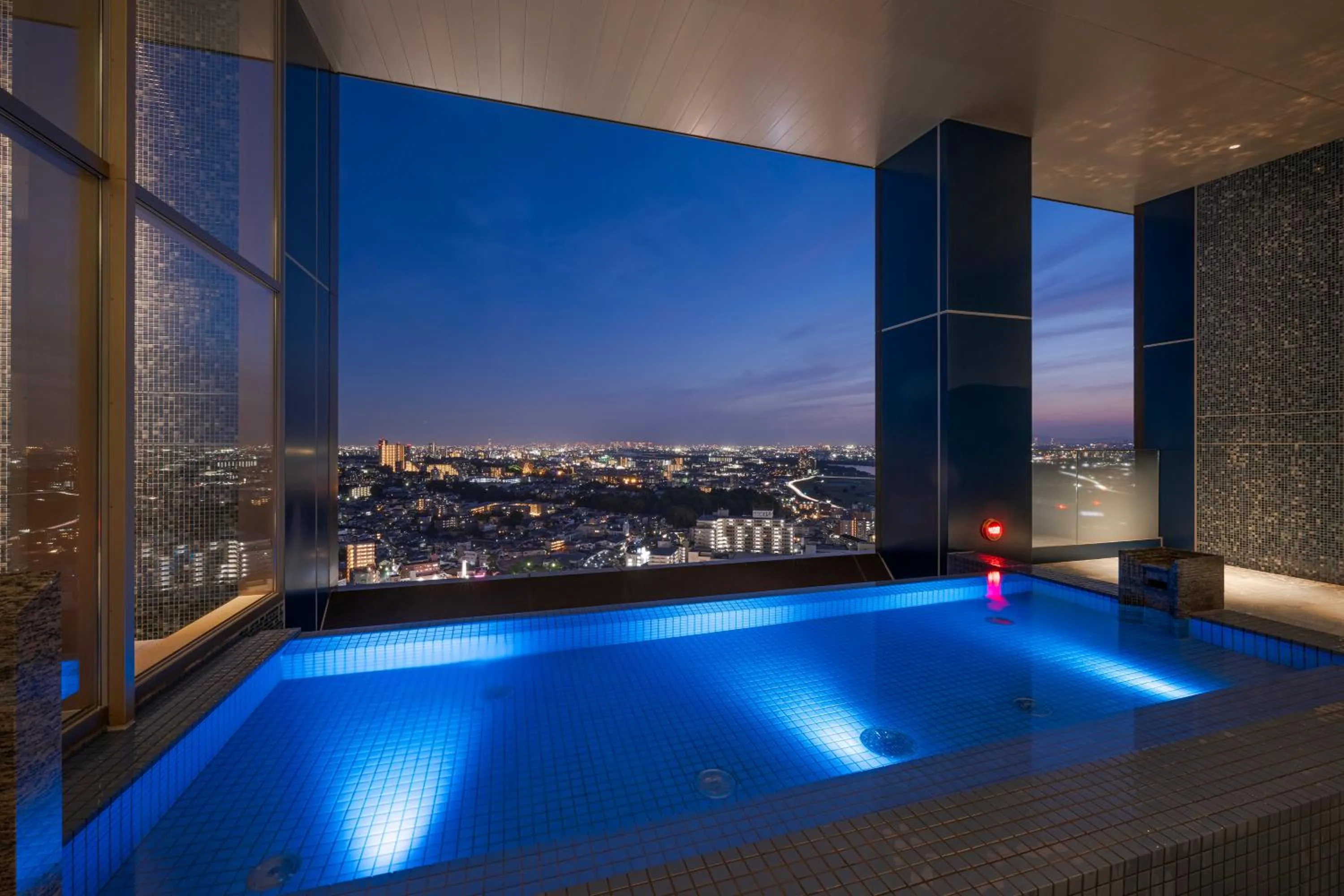 Open Air Bath in Candeo Hotels Osaka Hirakata