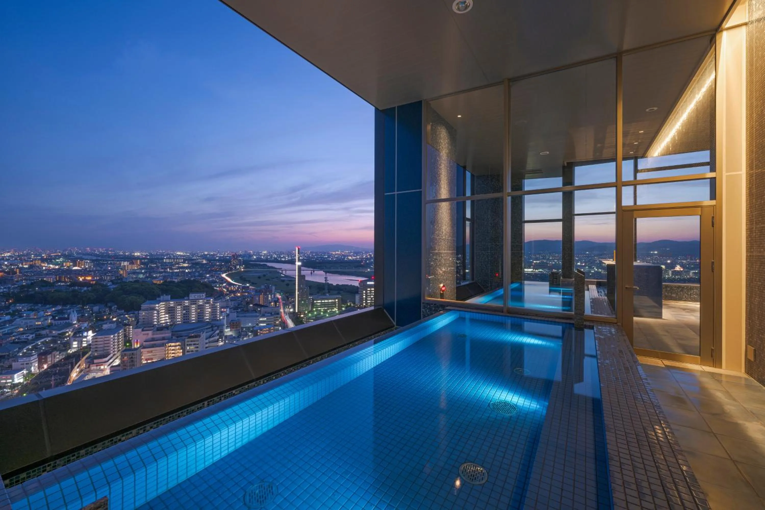 Open Air Bath in Candeo Hotels Osaka Hirakata