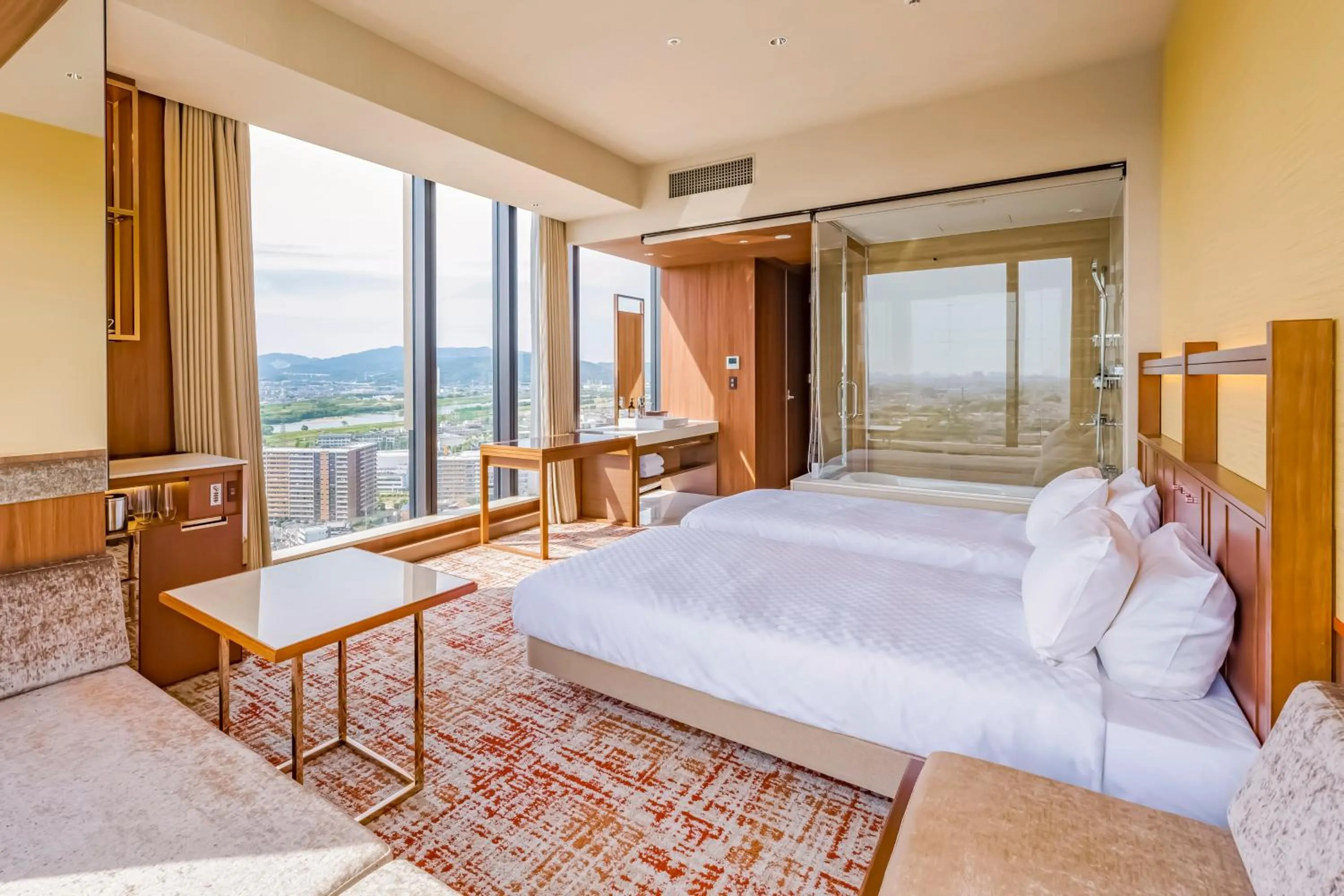 View (from property/room), Bed in Candeo Hotels Osaka Hirakata