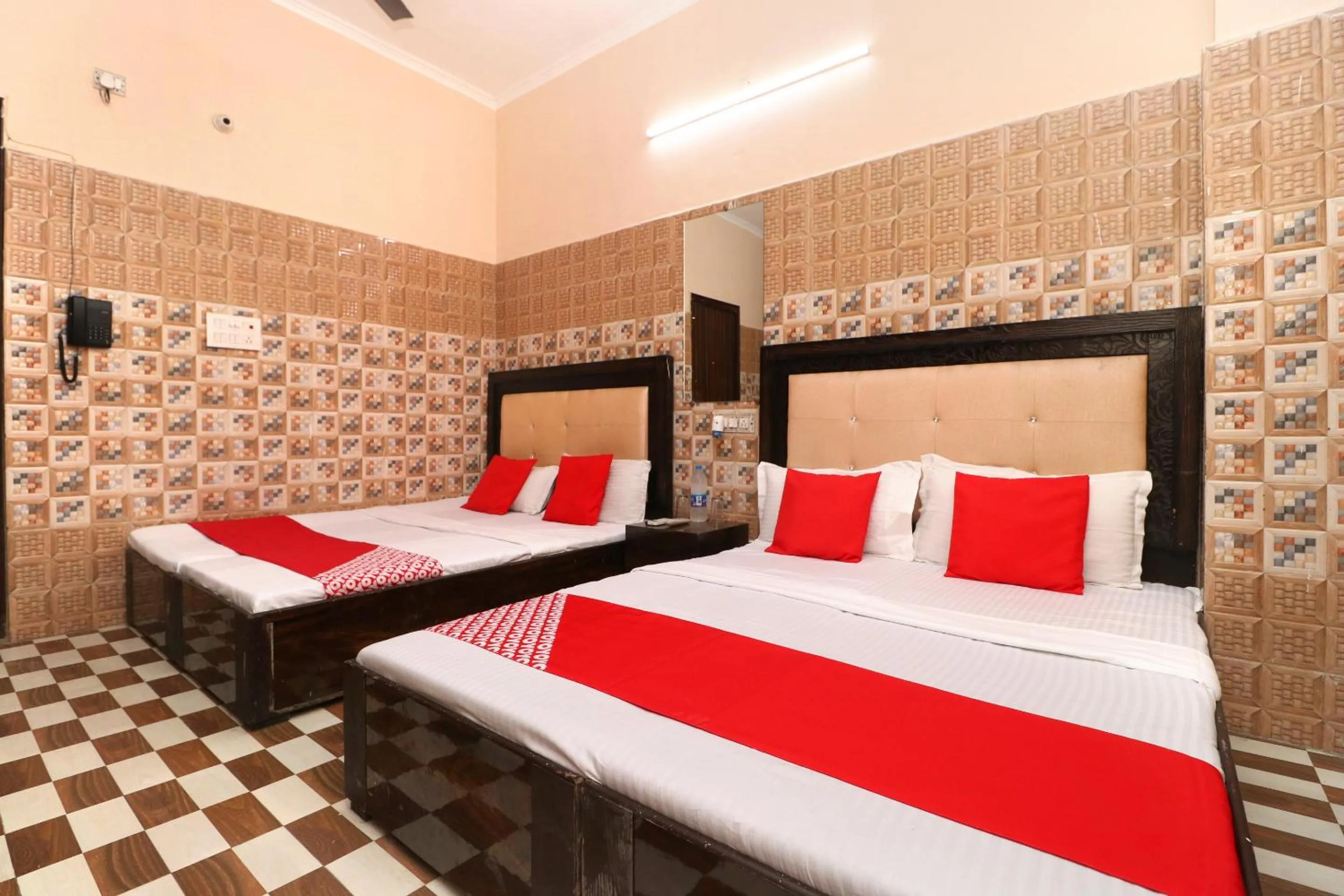 Bedroom, Bed in Hotel O Kapoor Residency