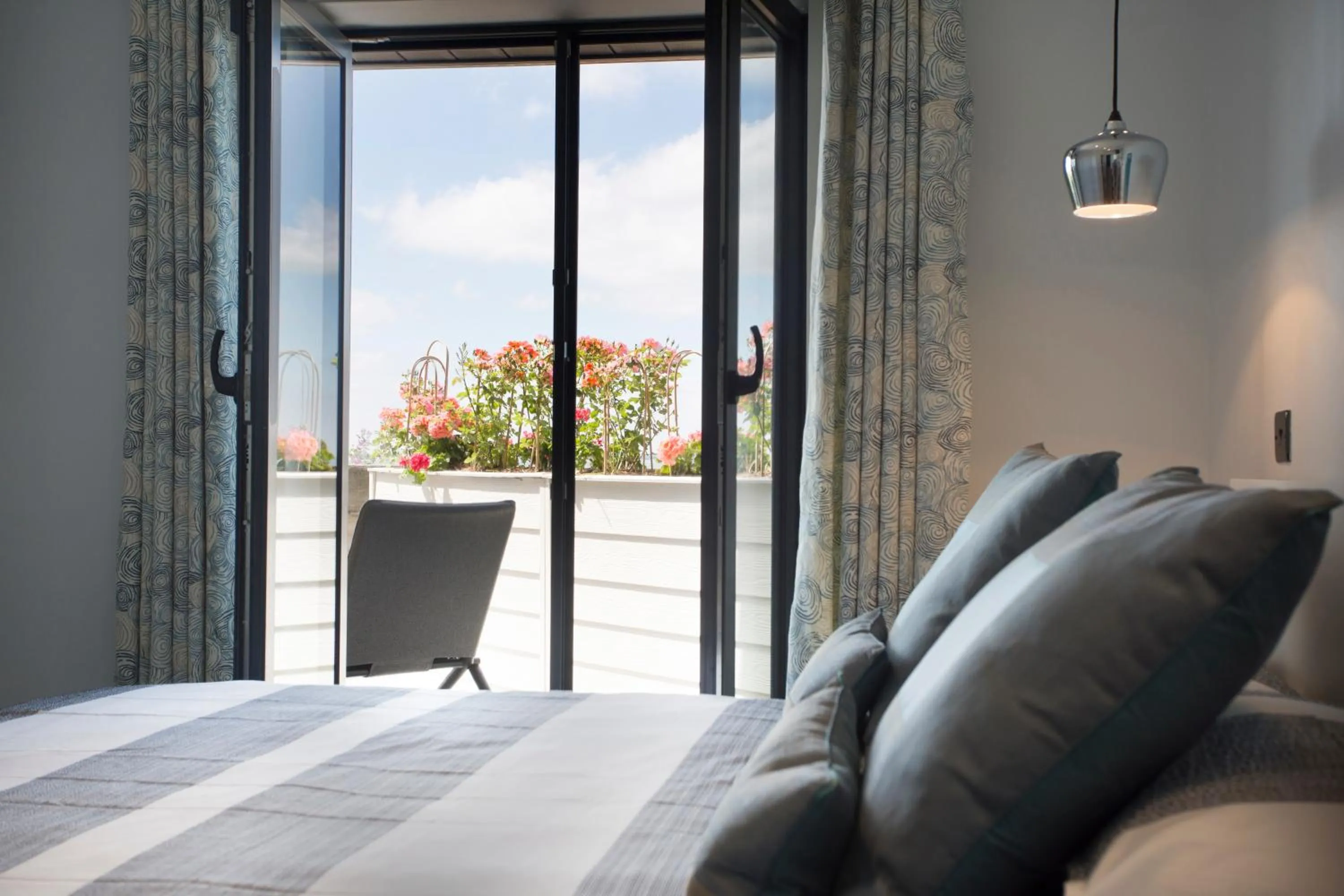 Shower, Bed in Sea Sunset Cottage