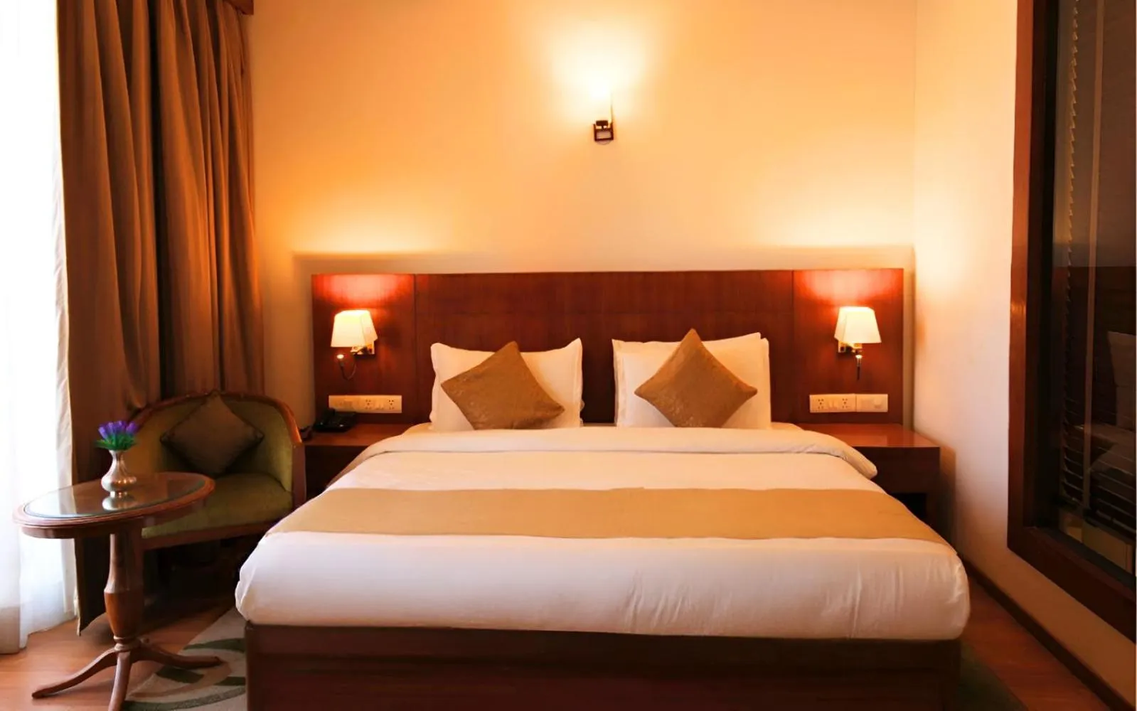 Bedroom, Bed in Essence of Nature, Ranikhet