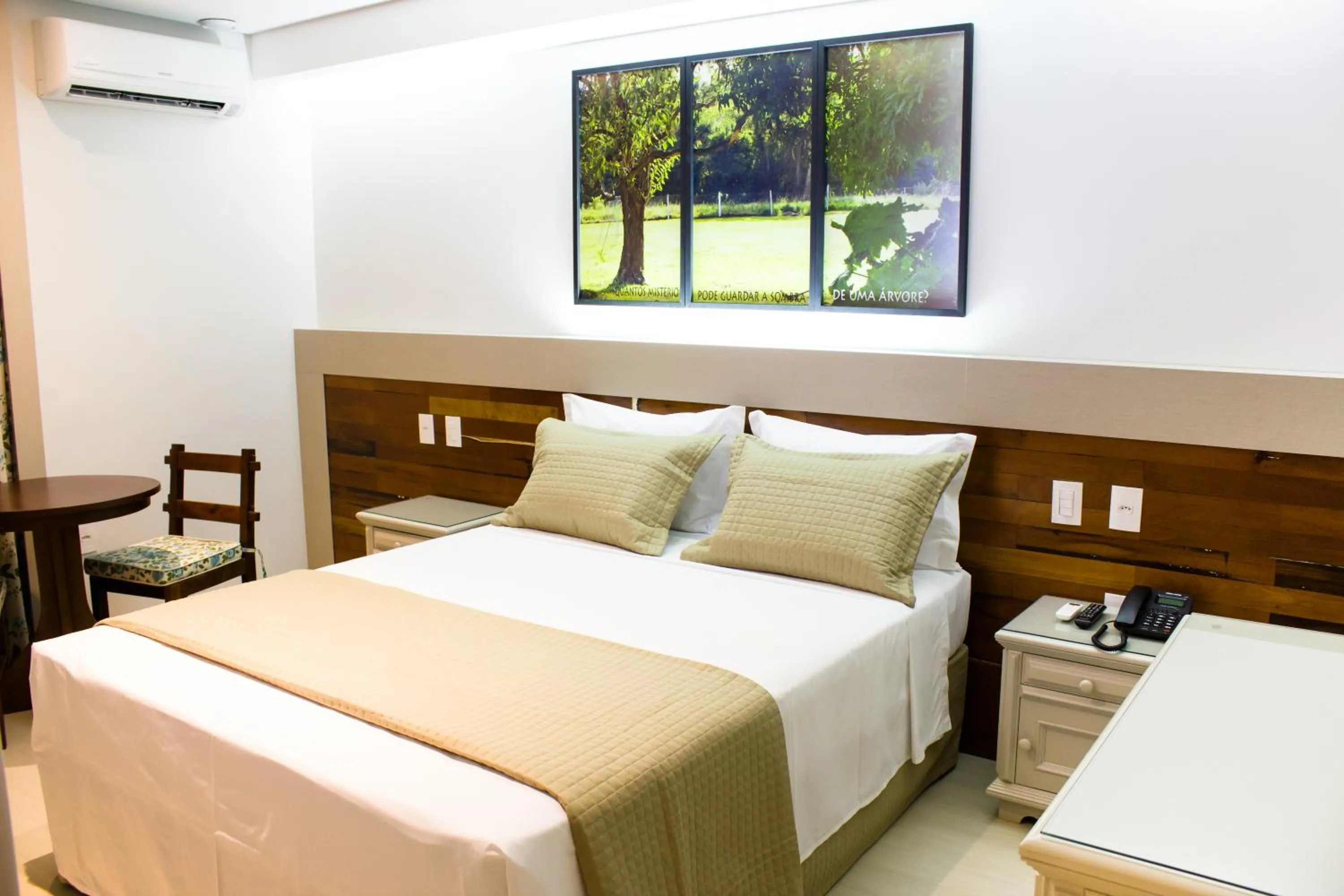 Bedroom, Bed in Hotel Pousada do Bosque