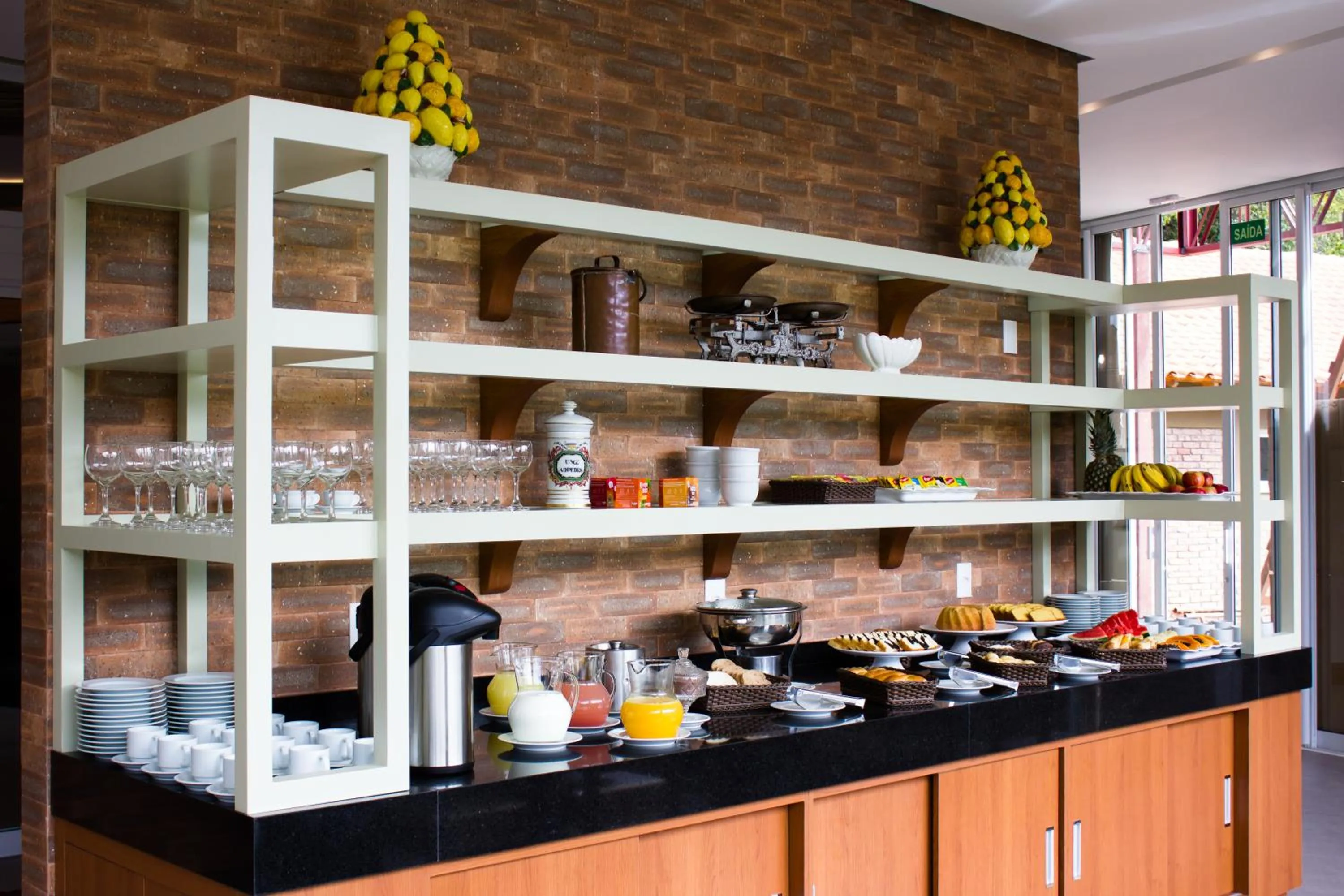 Buffet breakfast in Hotel Pousada do Bosque