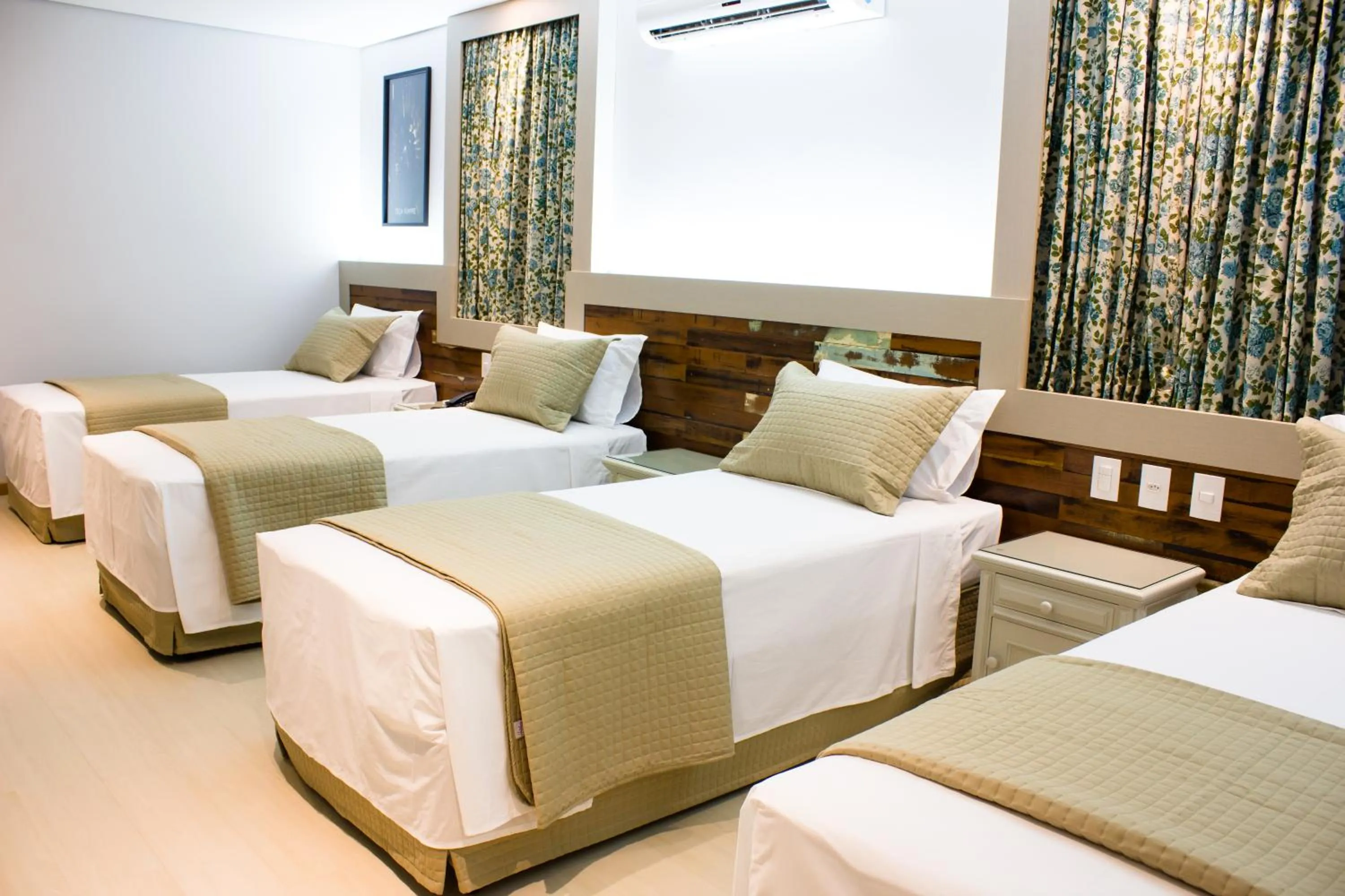 Photo of the whole room, Bed in Hotel Pousada do Bosque