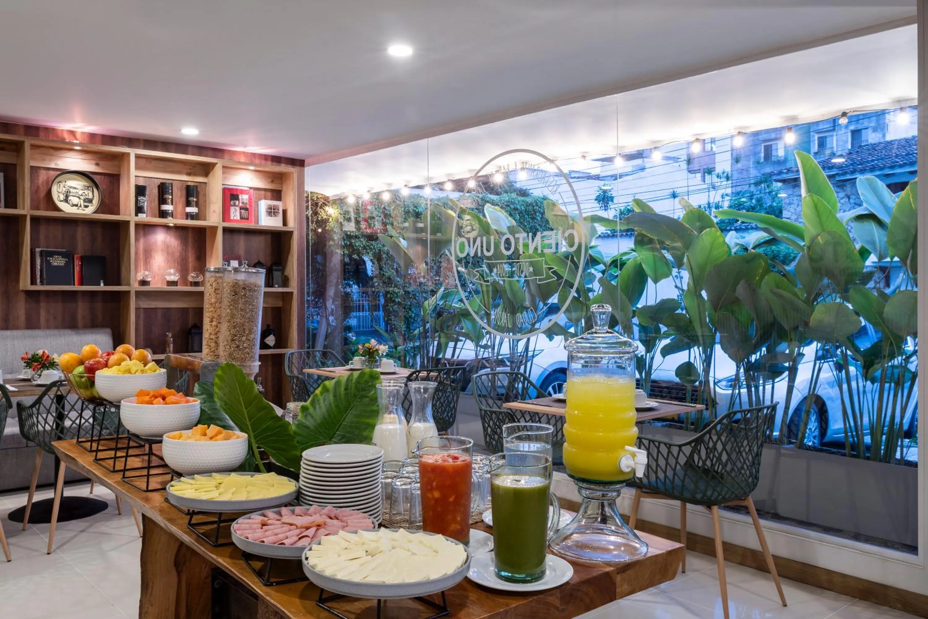 Restaurant/places to eat in Hotel MS Ciudad Jardin