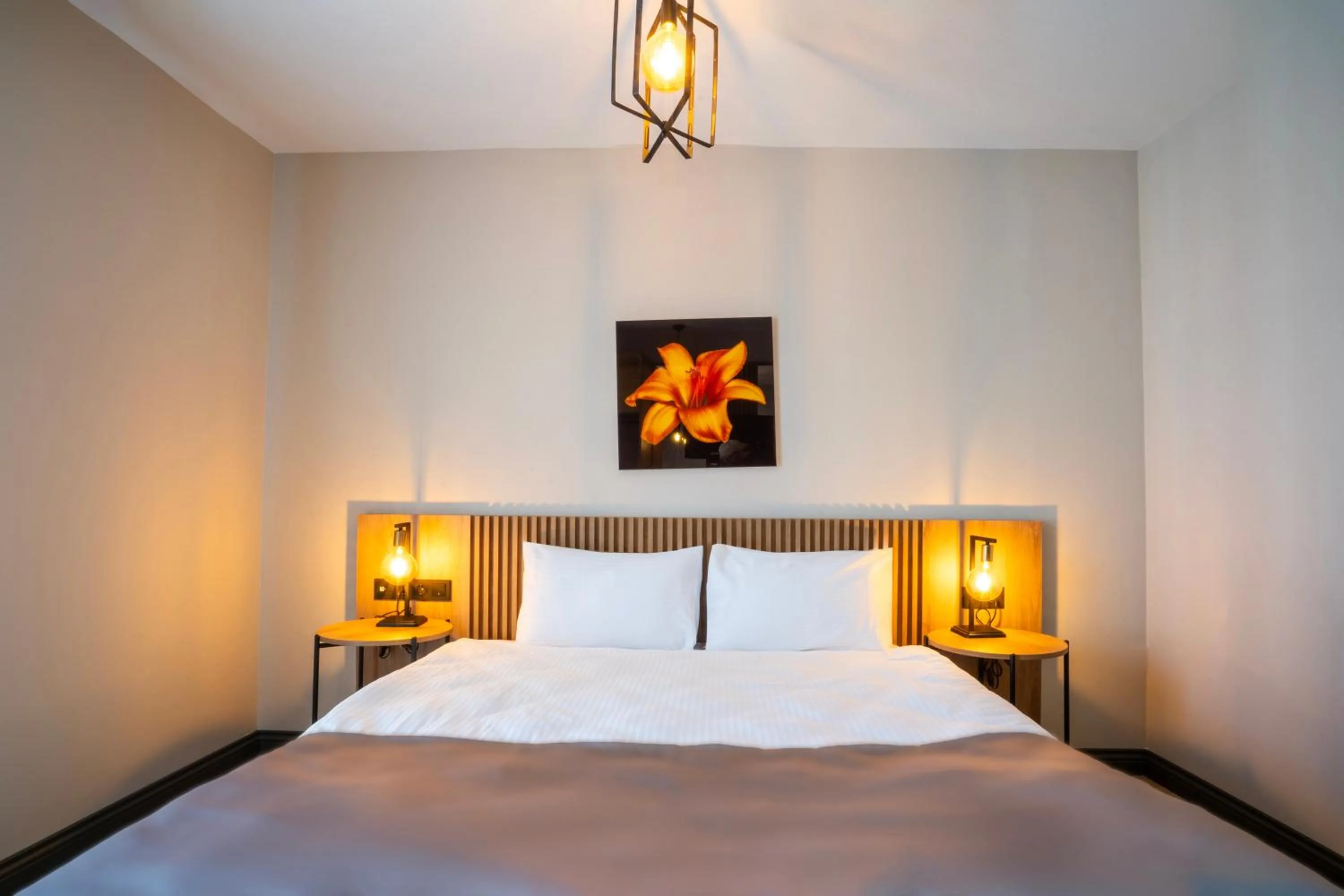 Bed in LELİKO SUITES