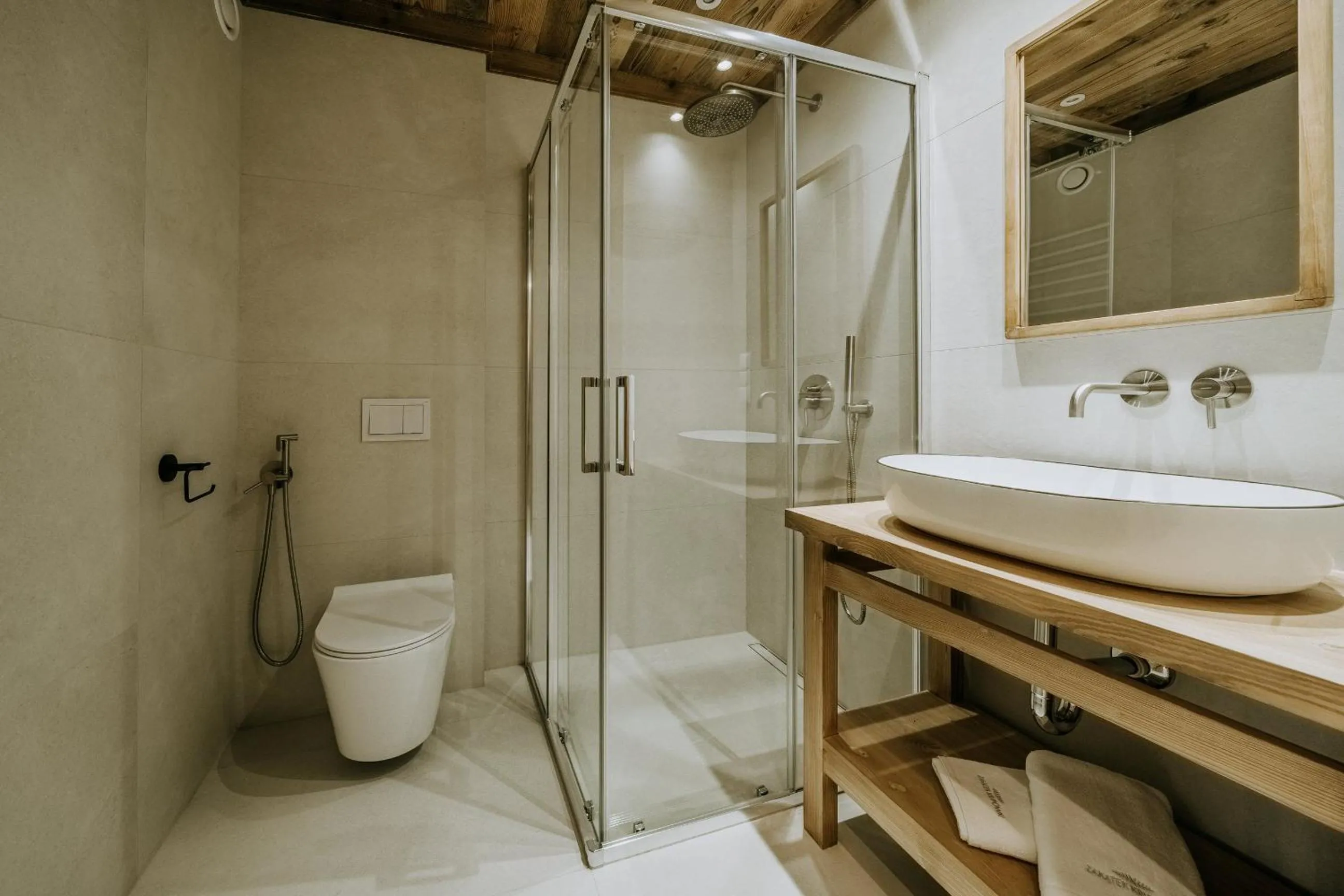 Shower in Zakątek Krupówki - Apartamenty w Centrum