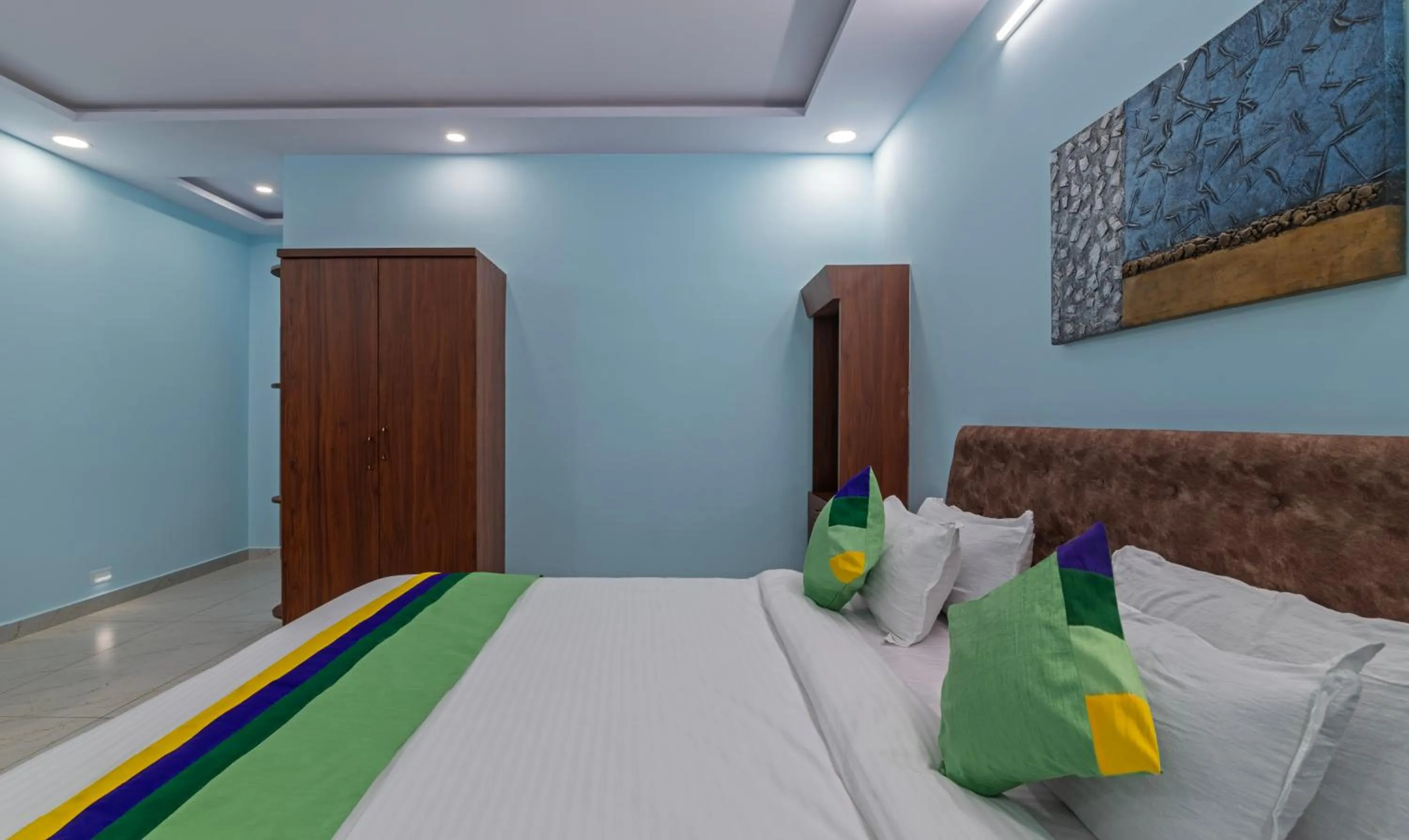 Bedroom, Bed in Itsy Hotels Kurinji Stay Inn