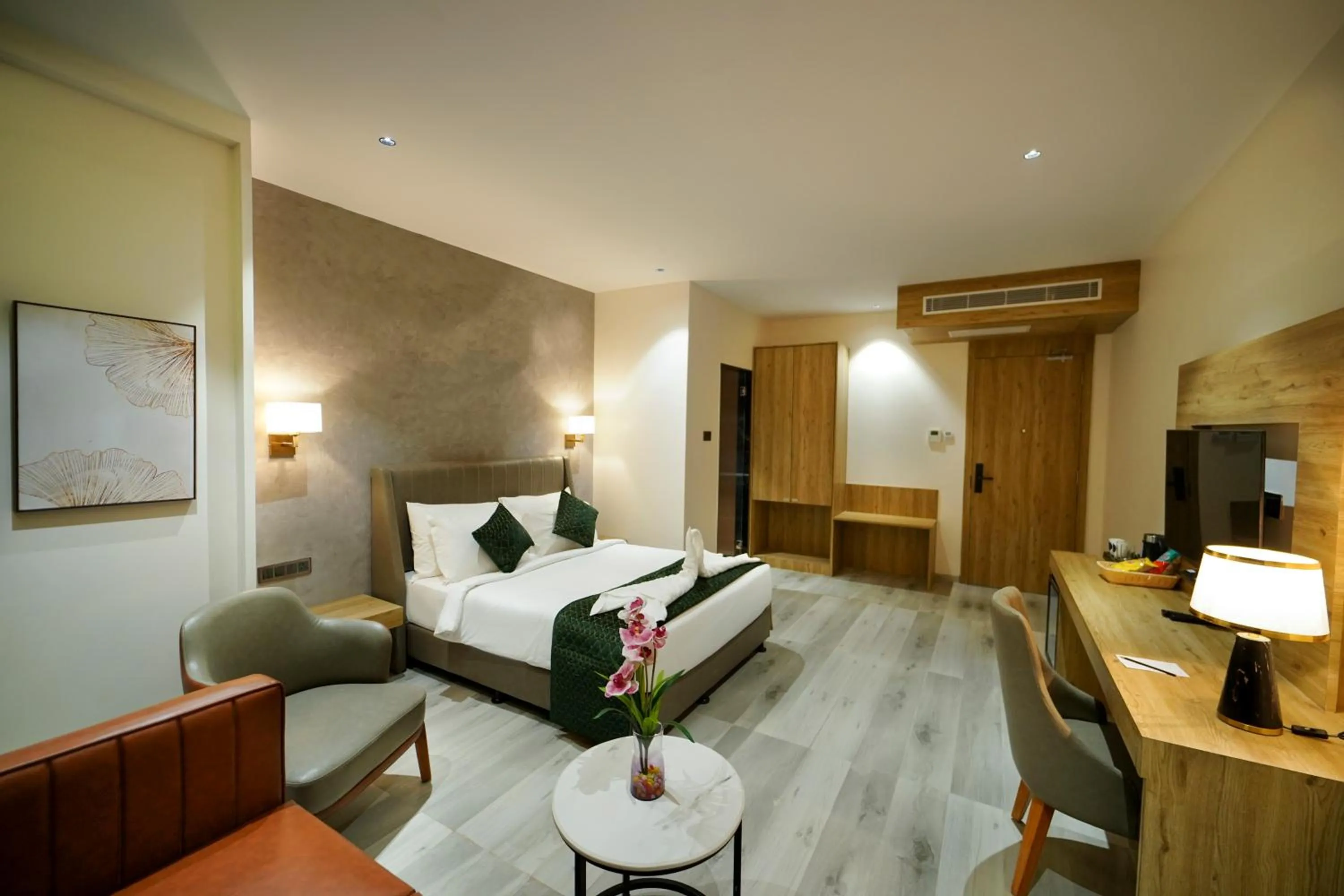 Bedroom, Bed in Hotel Park Inn Nellore - Near the Hospital & Highway