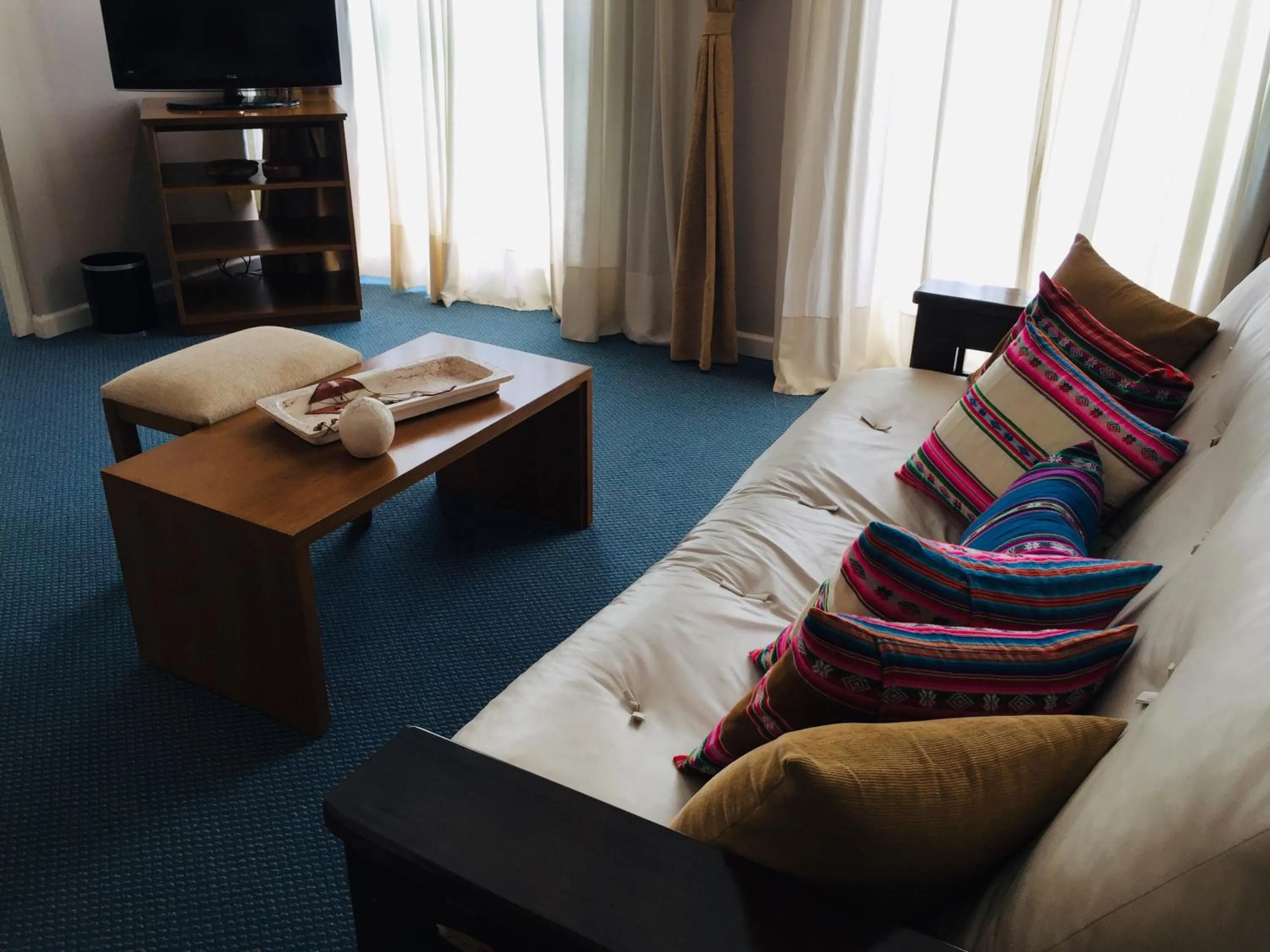 Living room, Bed in San Miguel Plaza Hotel All Inclusive