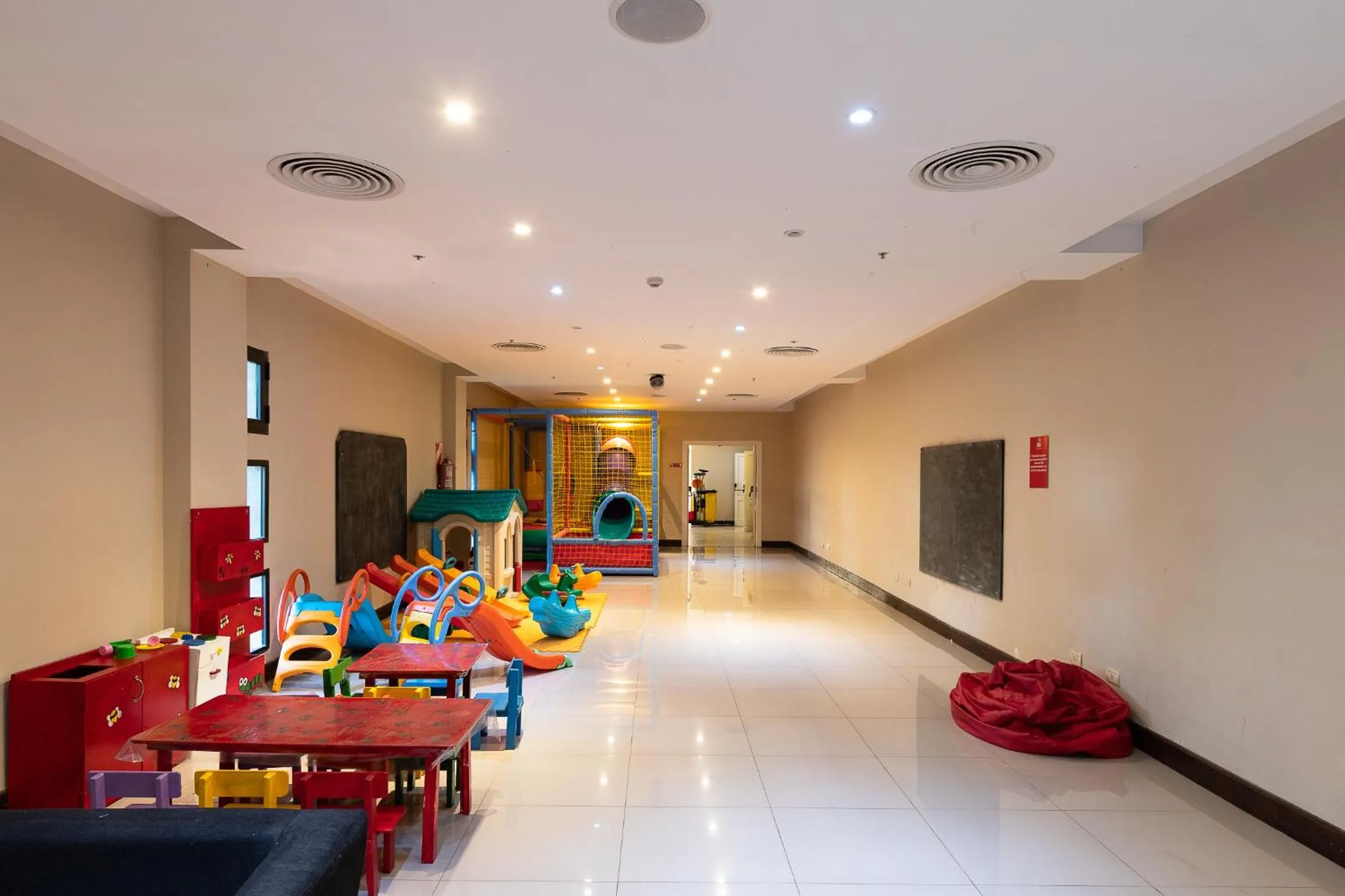 Entertainment in San Miguel Plaza Hotel All Inclusive