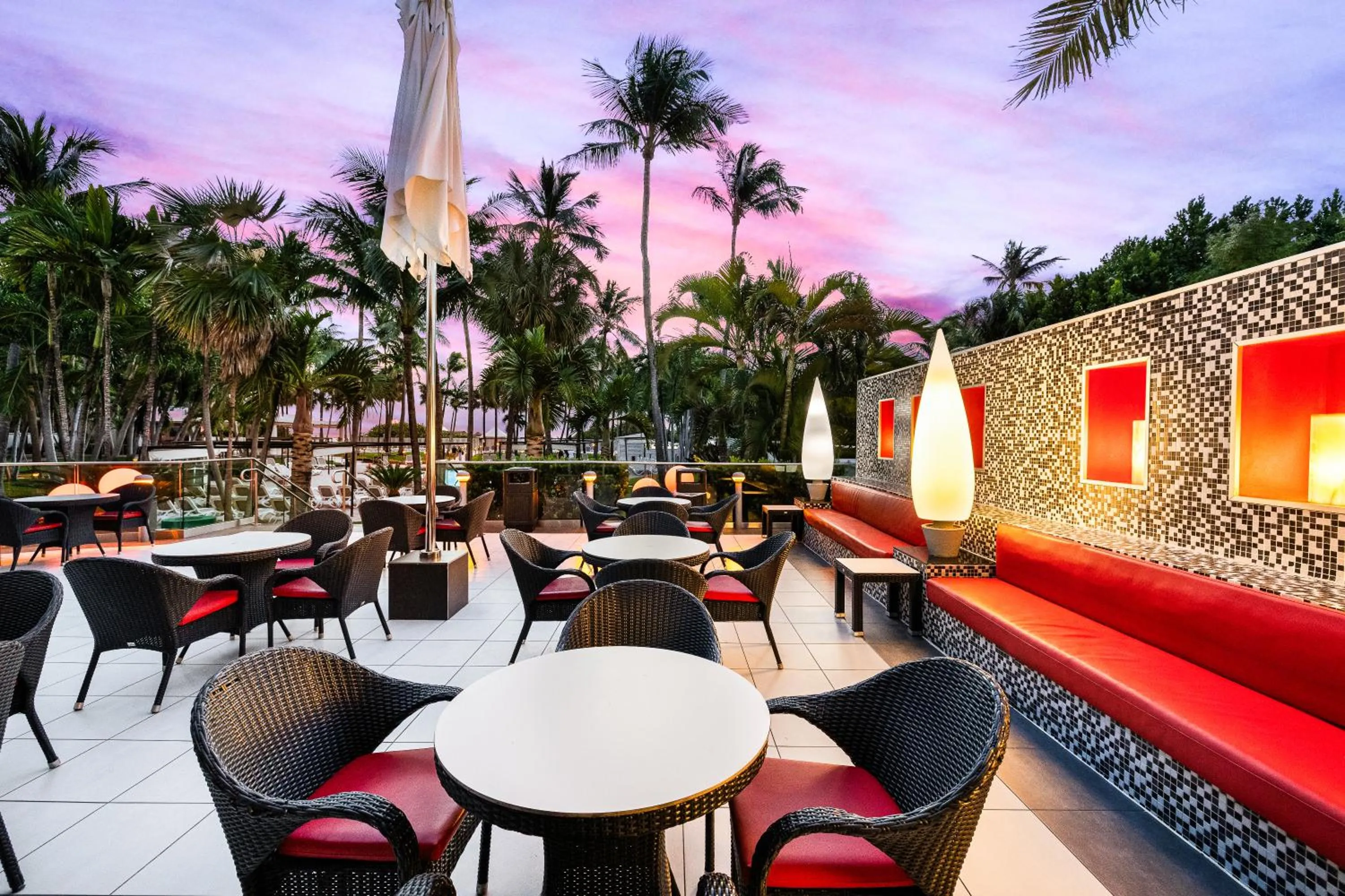 minibar in Riu Plaza Miami Beach