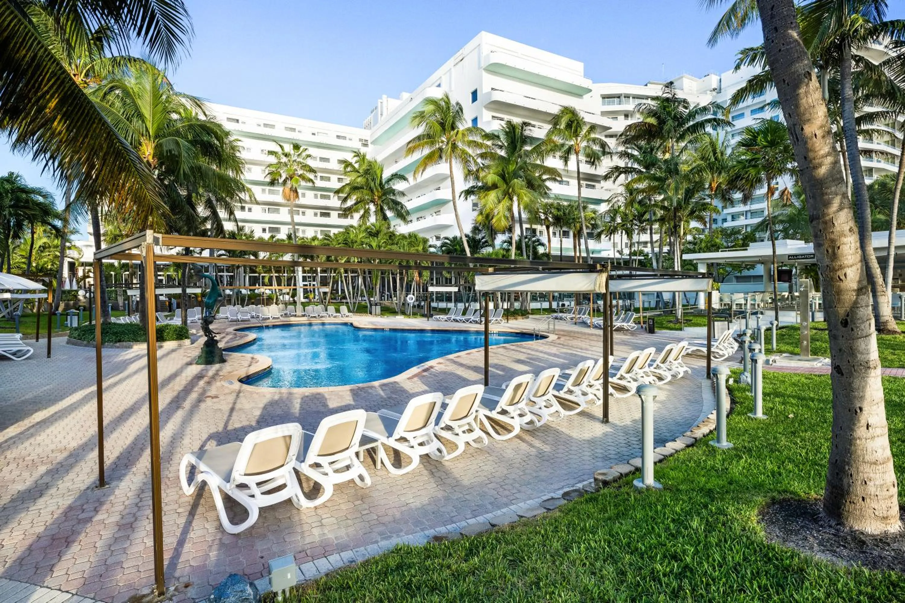 Garden in Riu Plaza Miami Beach