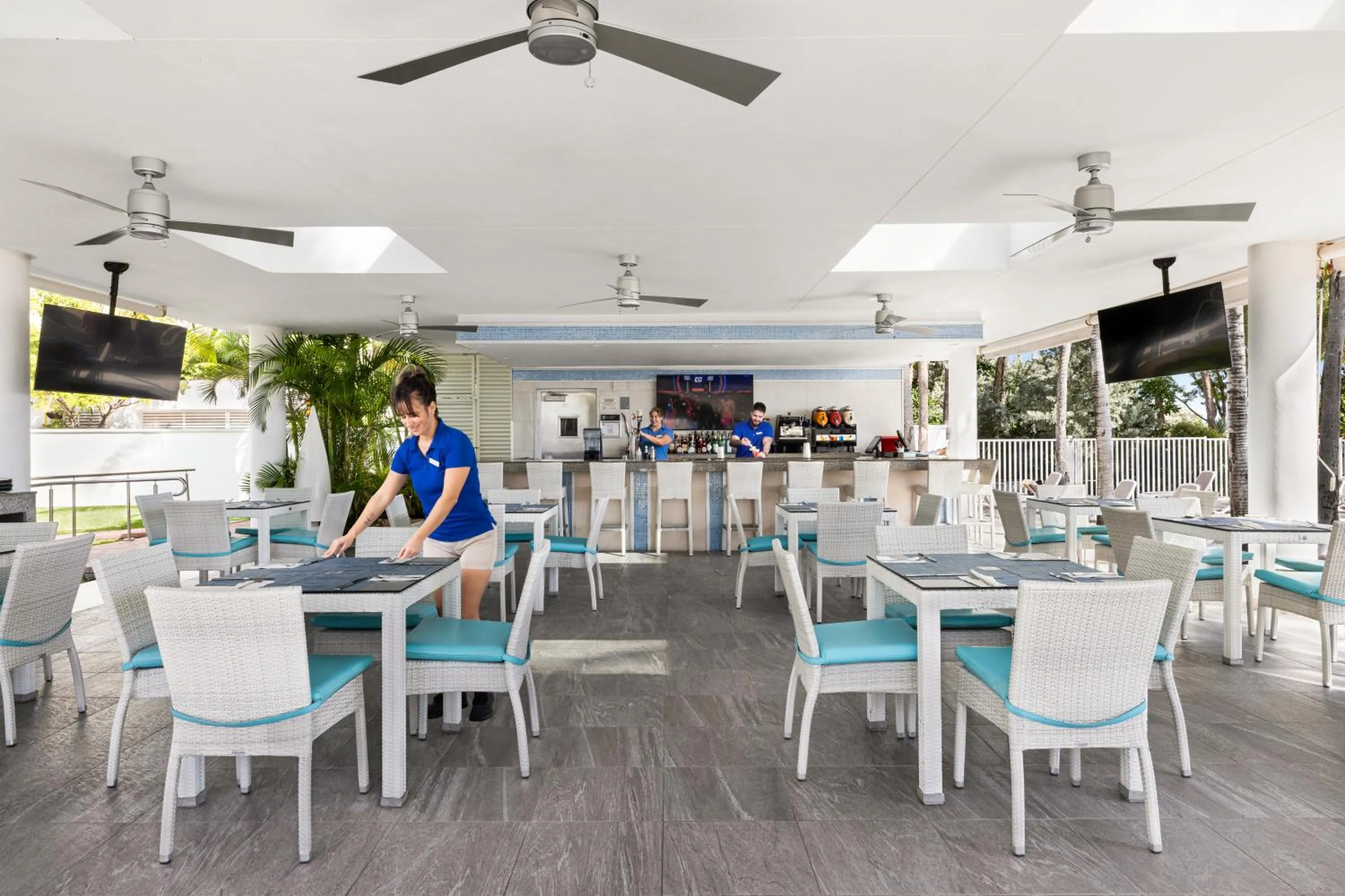 Restaurant/places to eat in Riu Plaza Miami Beach