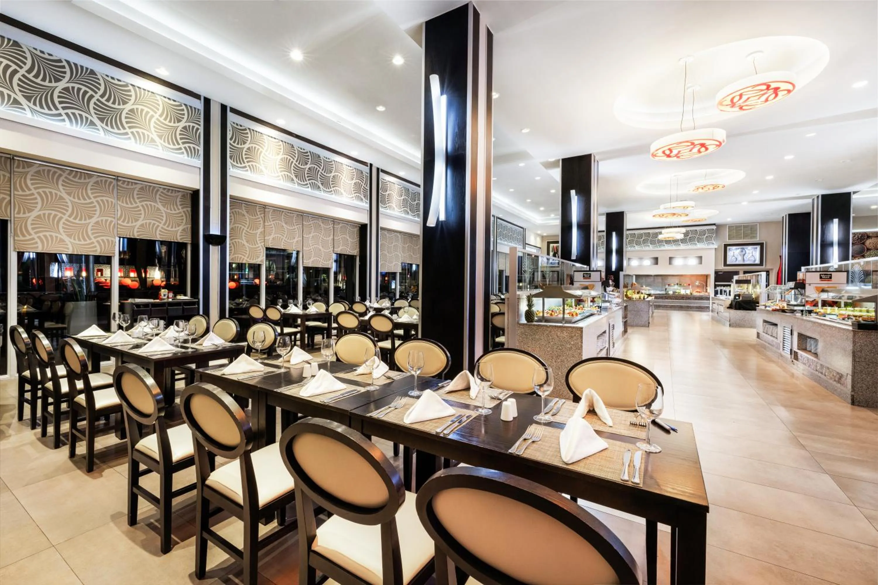 Restaurant/places to eat in Riu Plaza Miami Beach