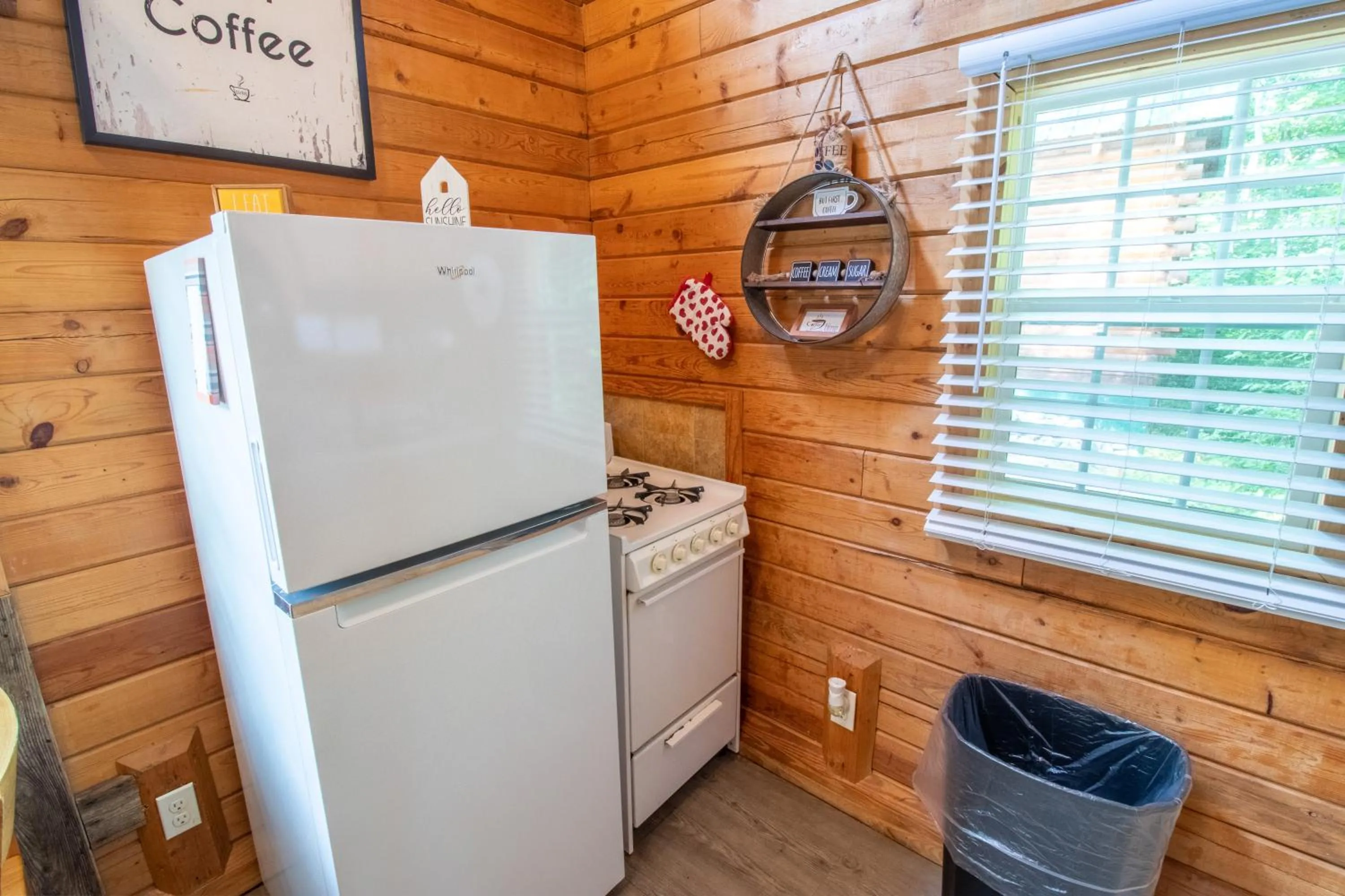 Kitchen or kitchenette in Kozy Haven Log Cabin Rentals