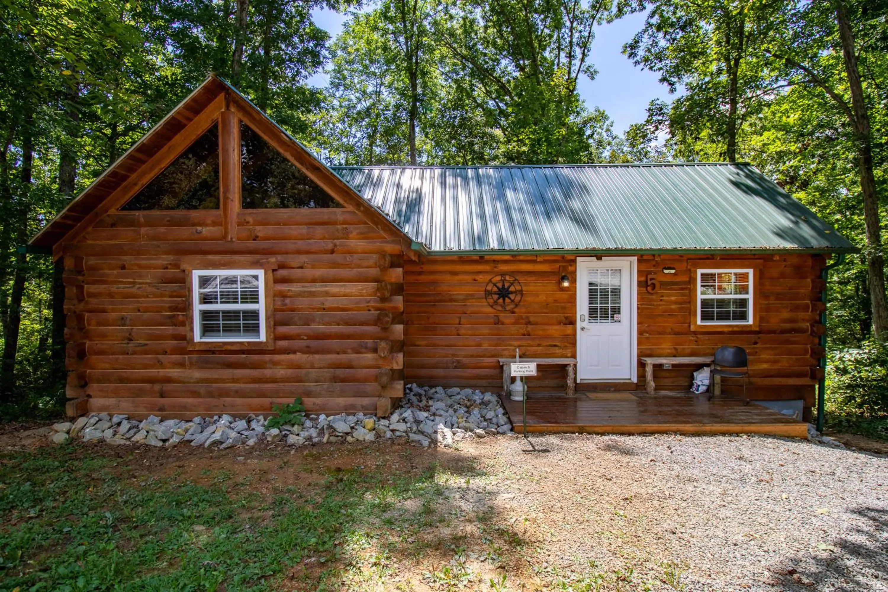 Property building in Kozy Haven Log Cabin Rentals