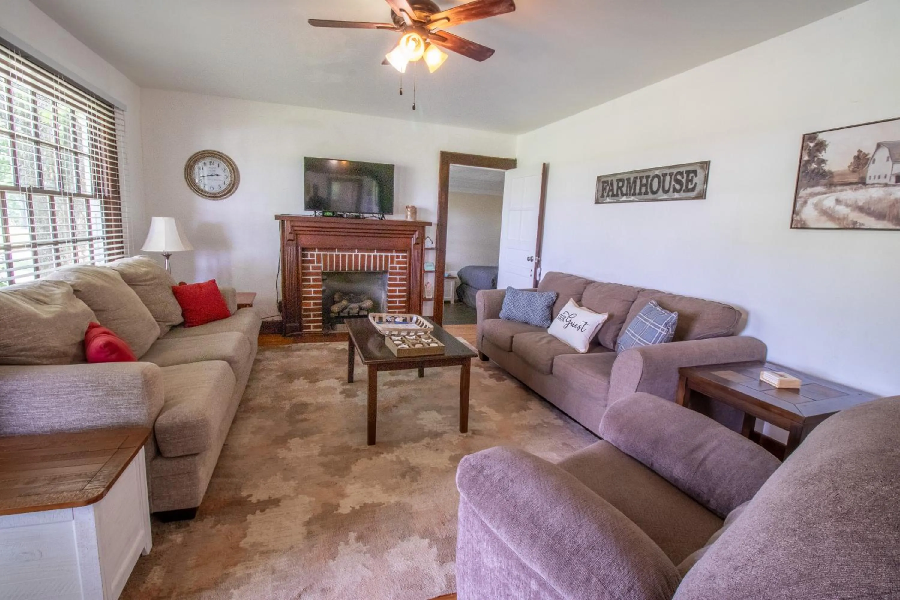 TV and multimedia in Kozy Haven Log Cabin Rentals