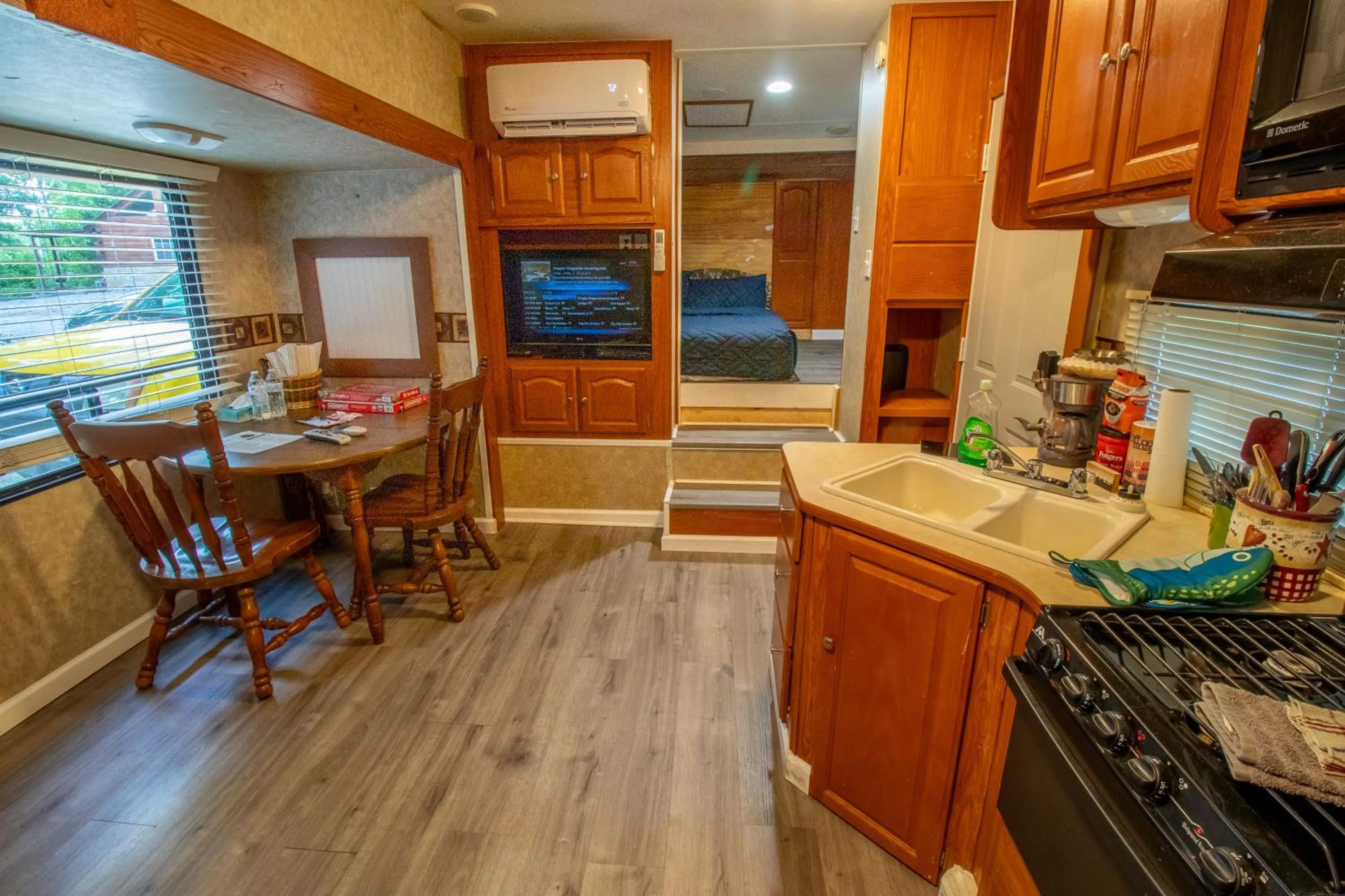 Kitchen or kitchenette in Kozy Haven Log Cabin Rentals