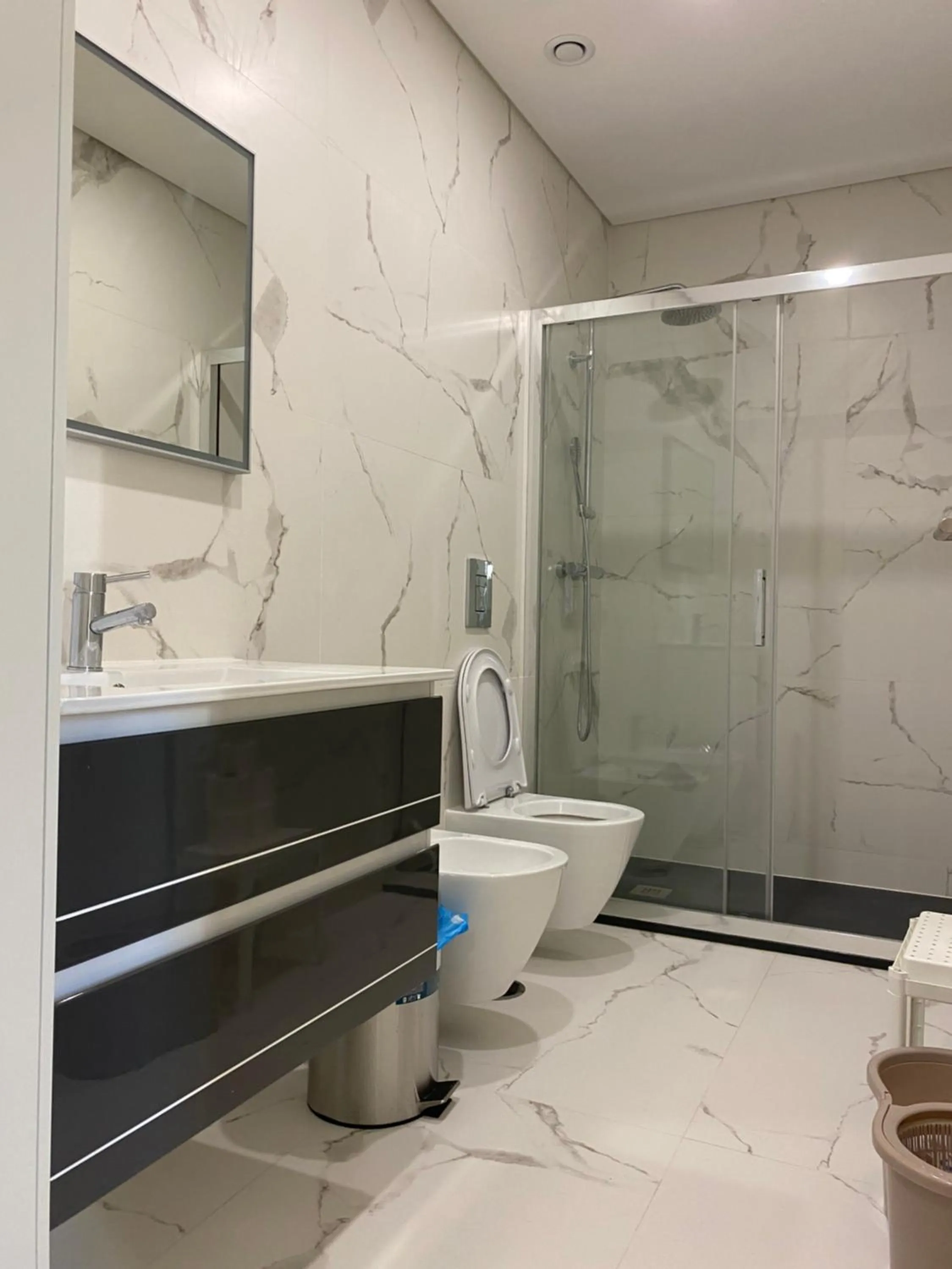 Shower in Casa Augusta 4