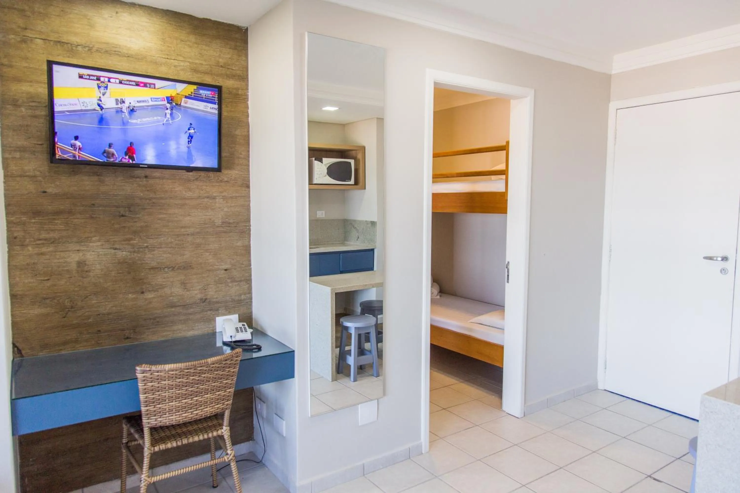 Living room, Bed in Spazio Marine Hotel - Guaratuba