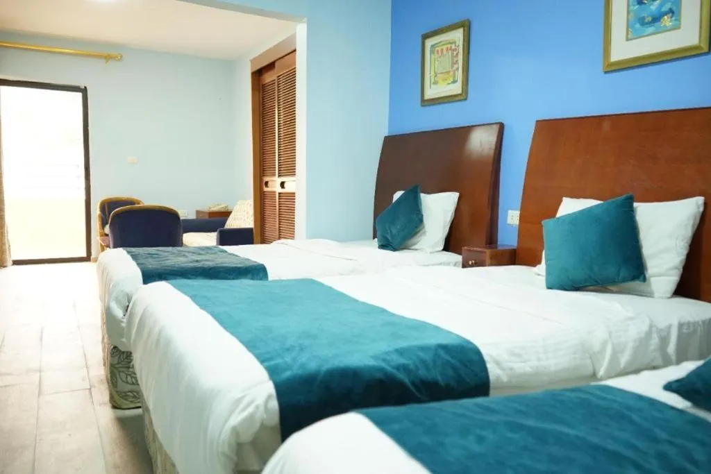 Bedroom, Bed in Conord Hotel