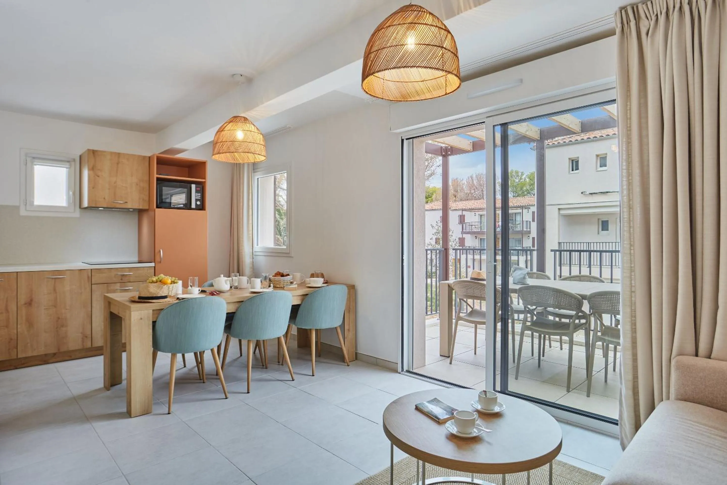 Dining area in Résidence Odalys Riviera