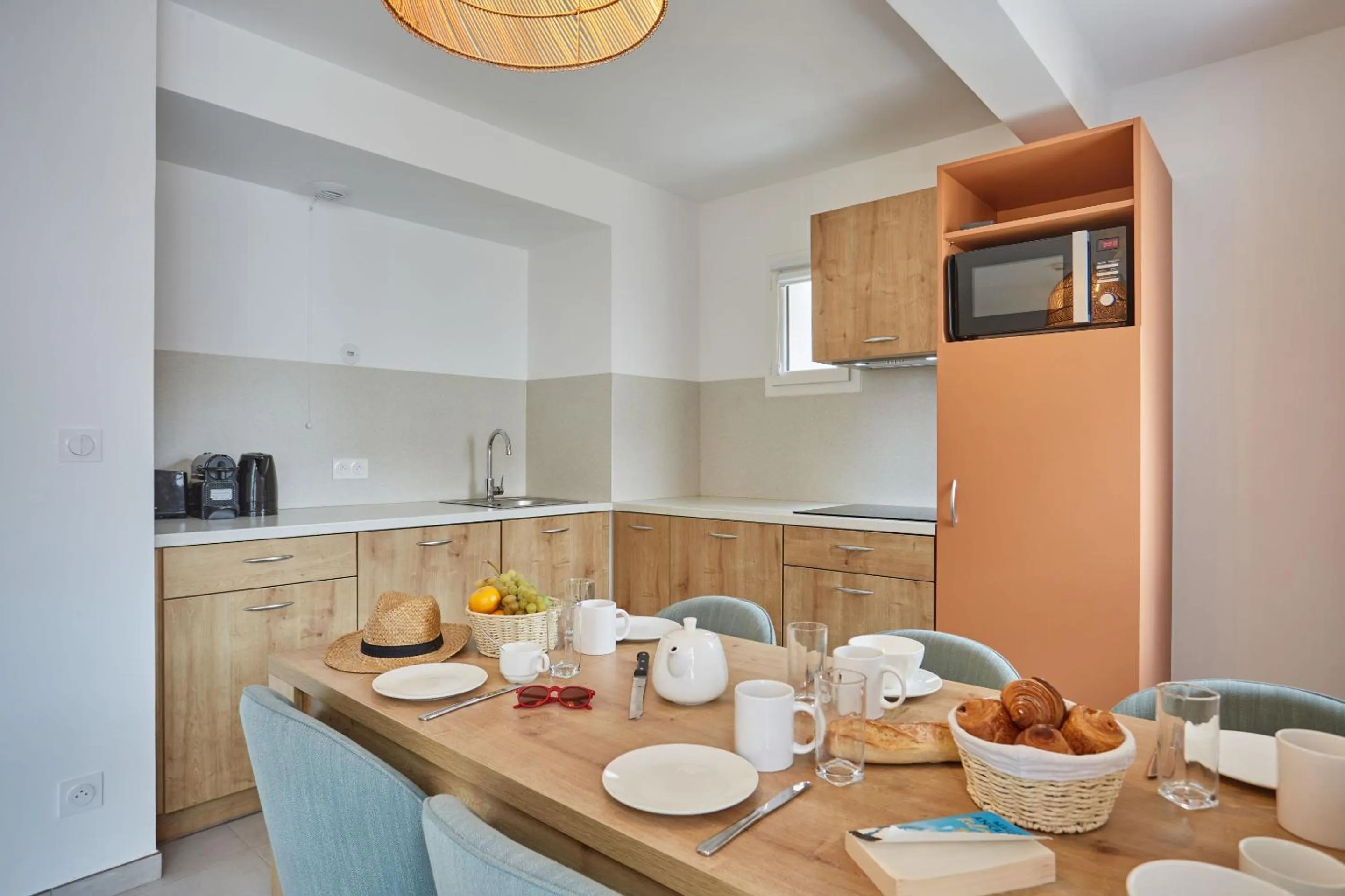 Kitchen or kitchenette in Résidence Odalys Riviera