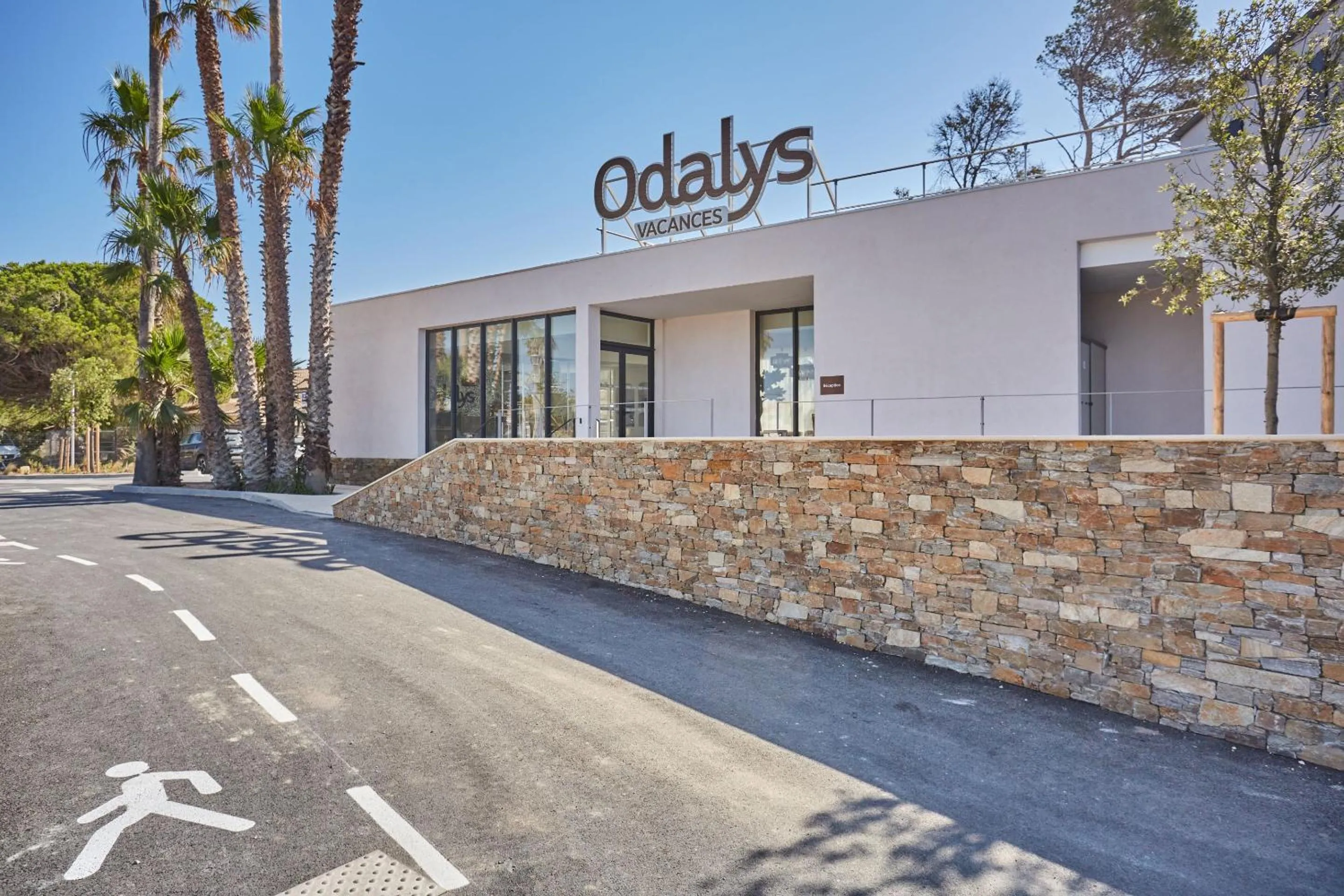 Property building in Résidence Odalys Riviera