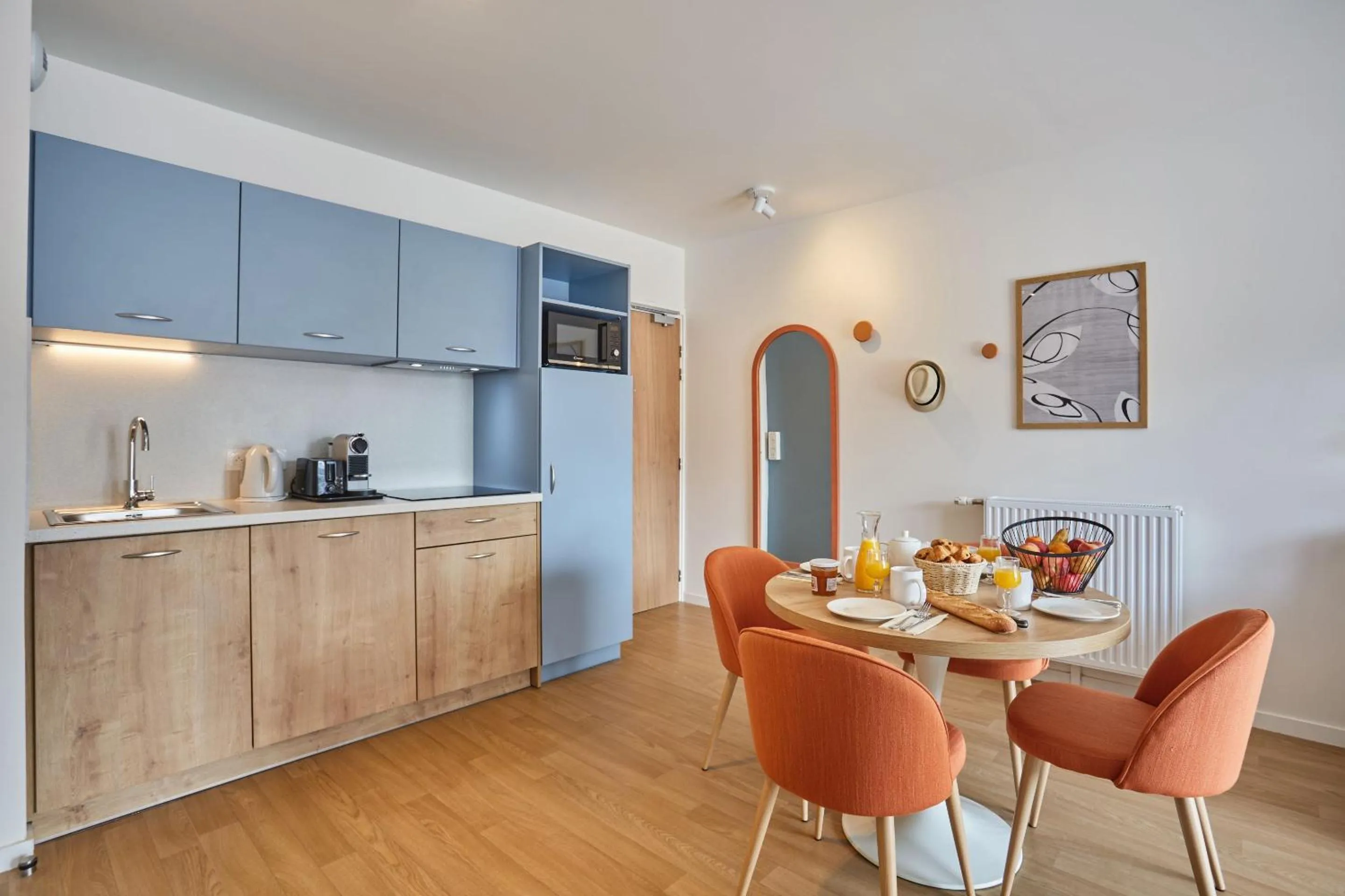 Kitchen or kitchenette in Résidence Odalys L'Orée du Parc