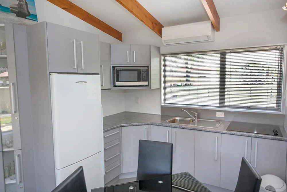 Palm Pacific Resort & Motel