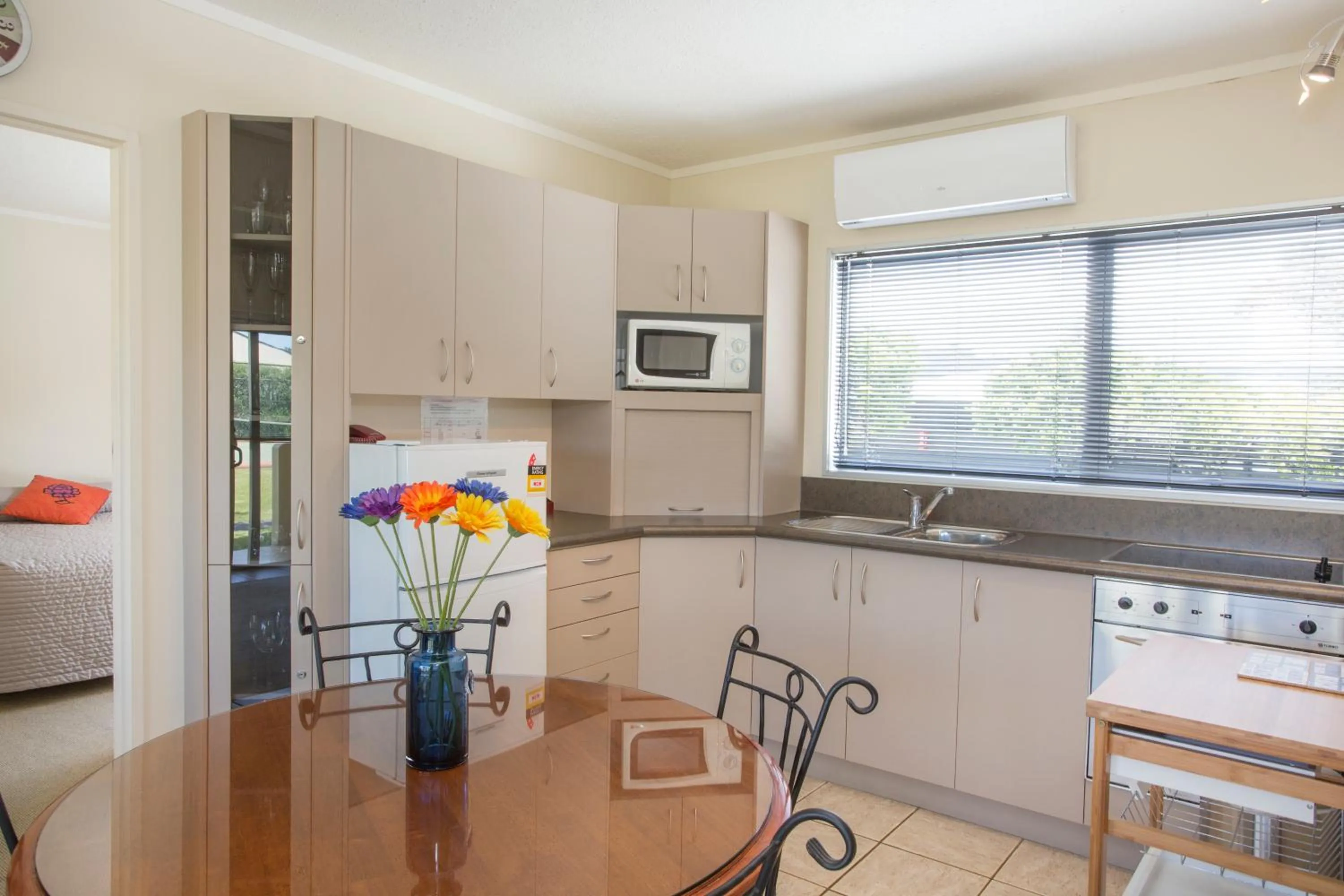 Day in Palm Pacific Resort & Motel