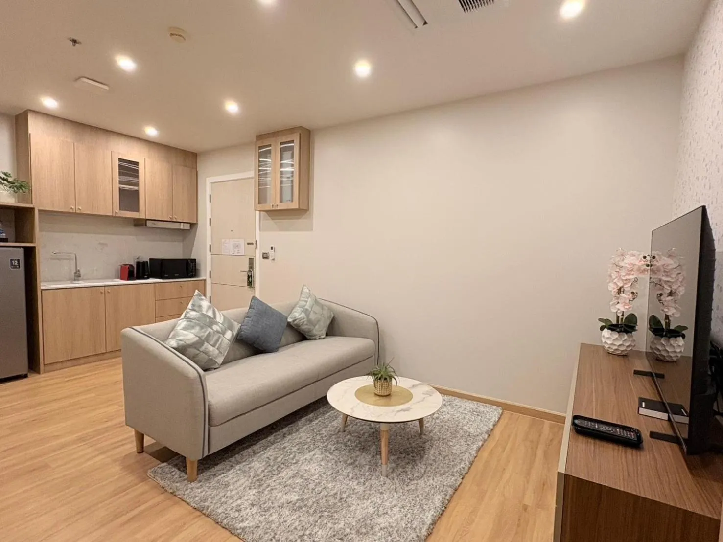 Living room in Naka-Raj Escape Hotel