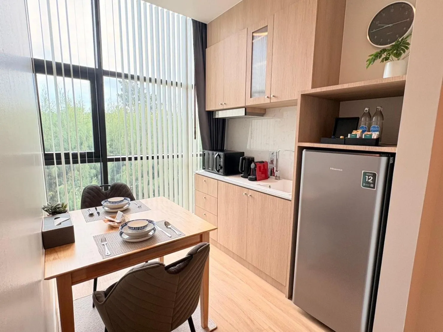 Dining area in Naka-Raj Escape Hotel