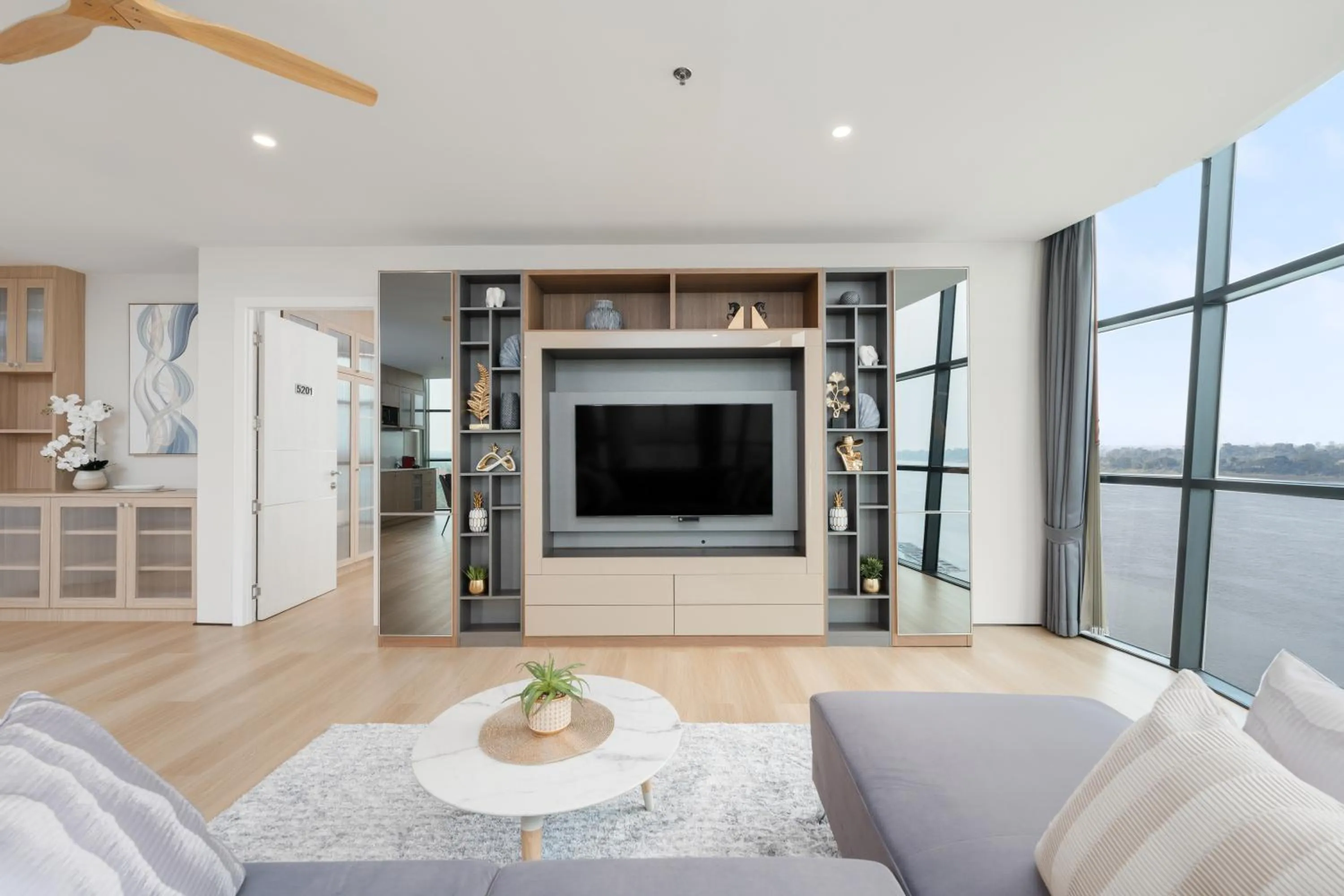 TV and multimedia in Naka-Raj Escape Hotel