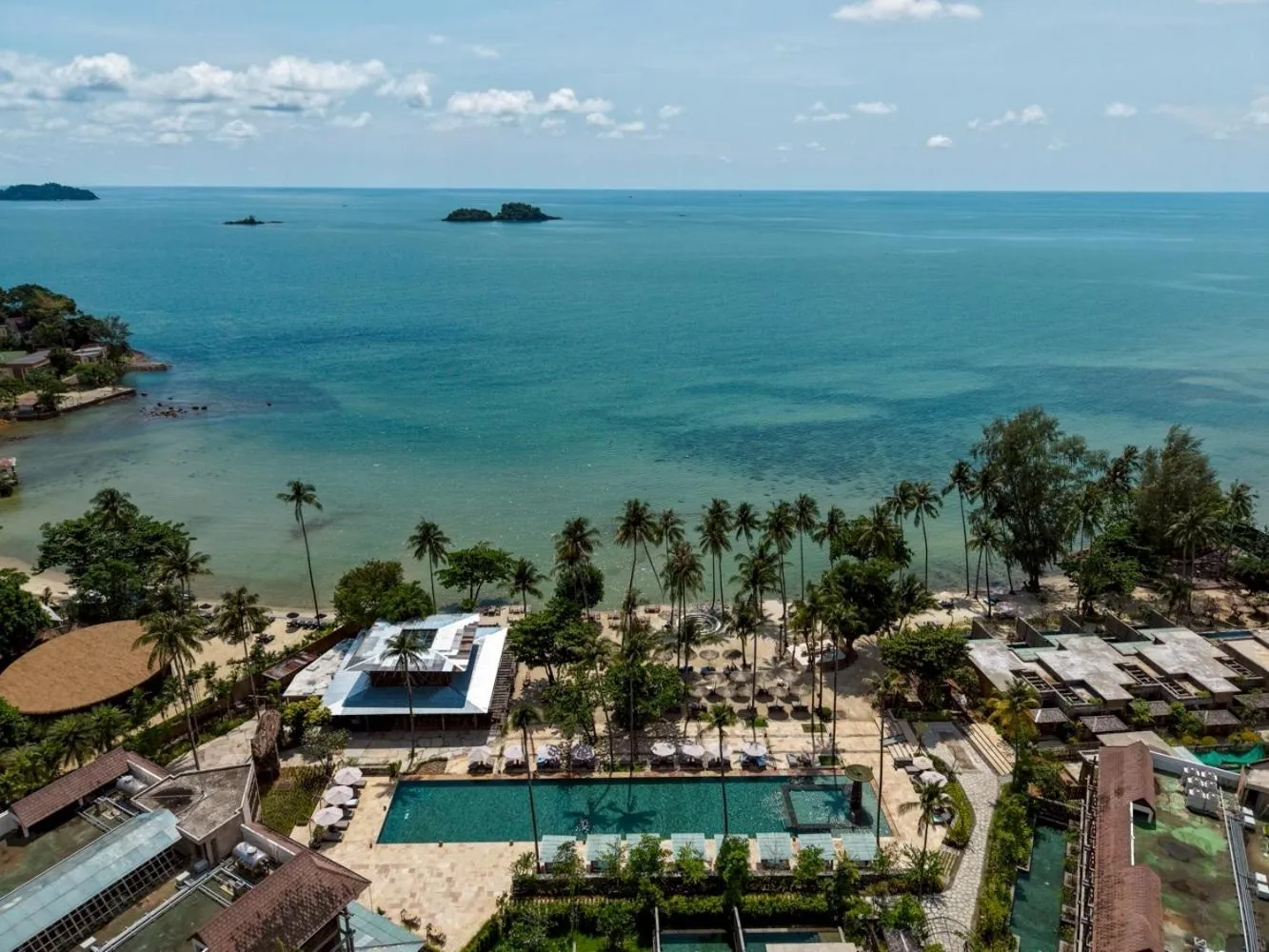 Property building in Vignette Collection Dinso Resort & Villas Ko Chang by IHG