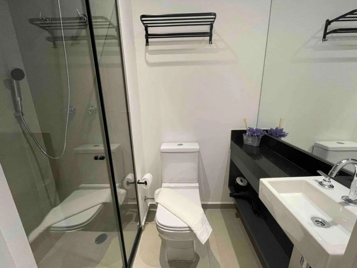 Toilet in Apartamentos em frente ao Allianz Parque