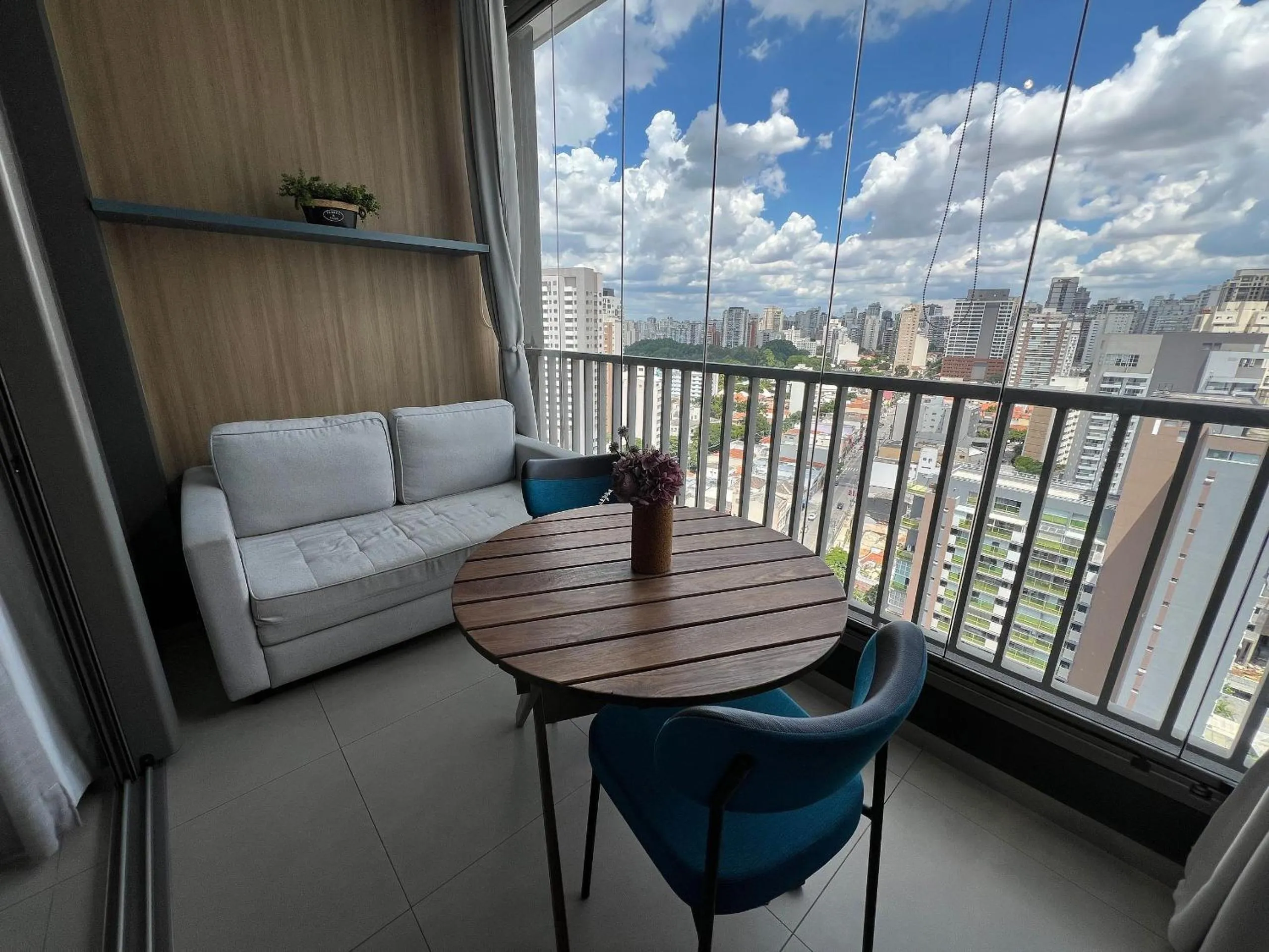 Apartamentos em frente ao Allianz Parque