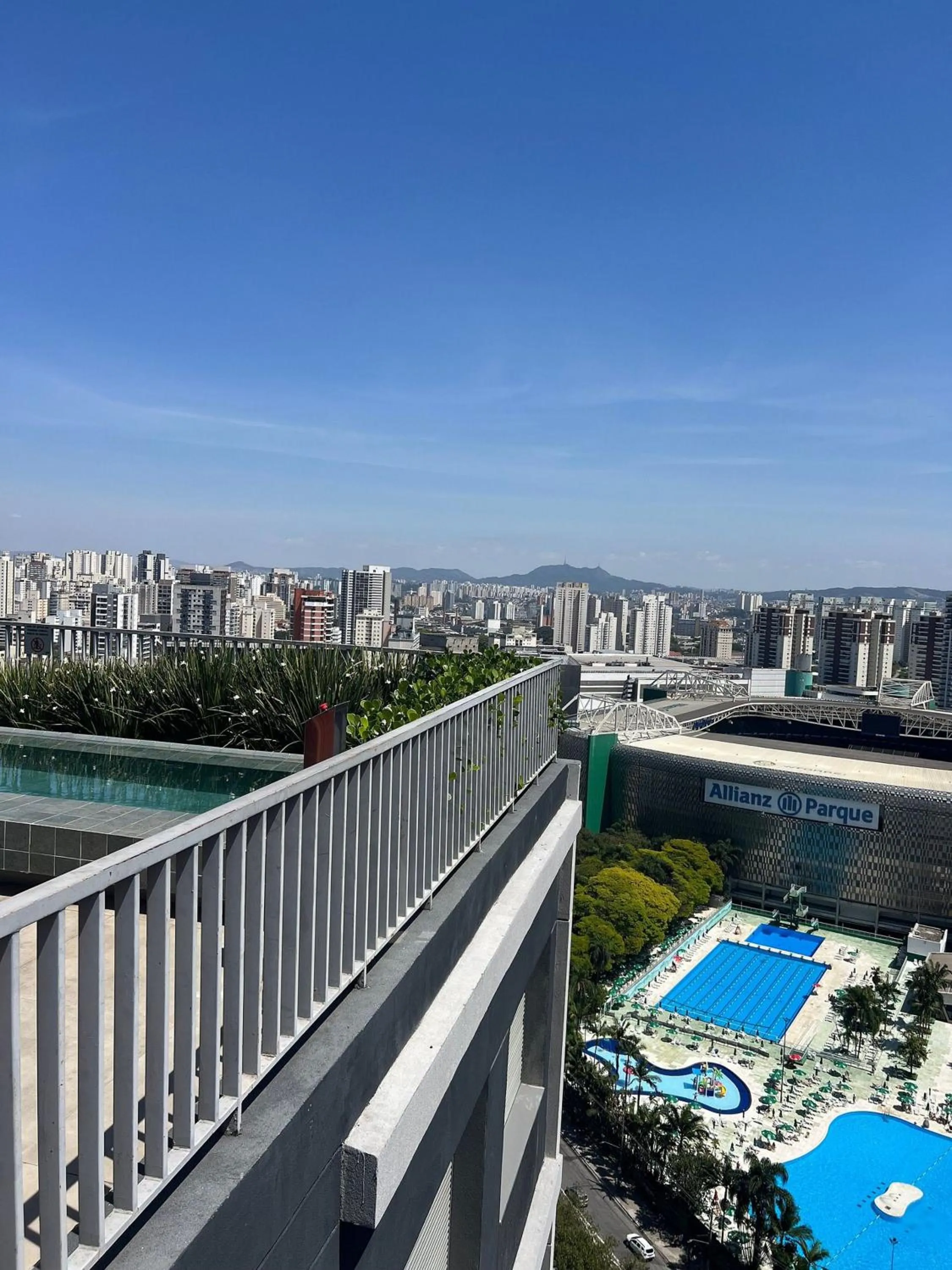 Apartamentos em frente ao Allianz Parque