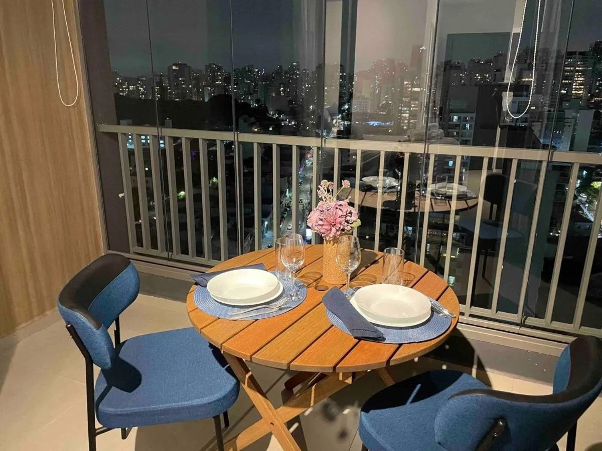 Apartamentos em frente ao Allianz Parque