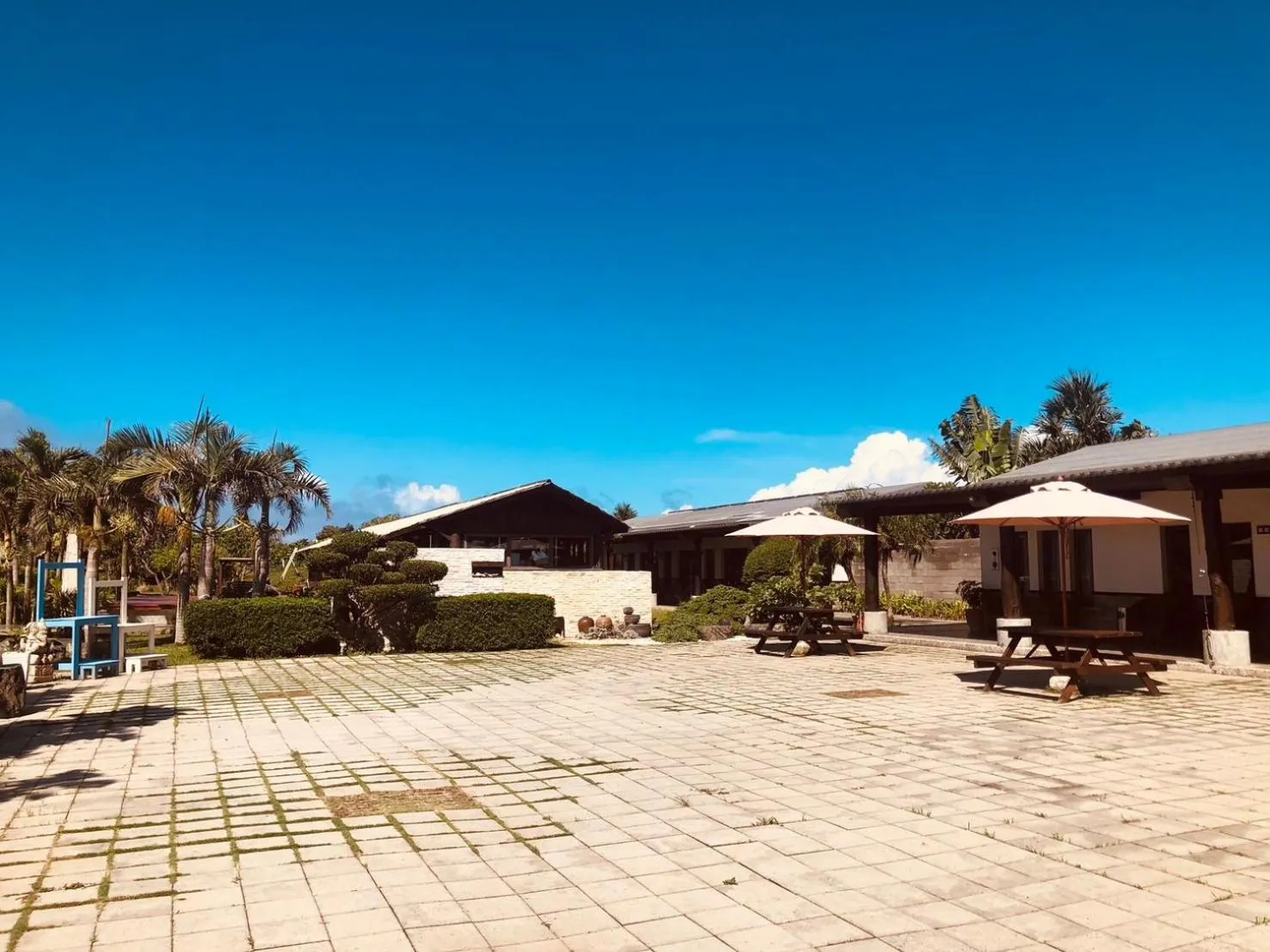 Property building in Kenting Summerland Garden Resort