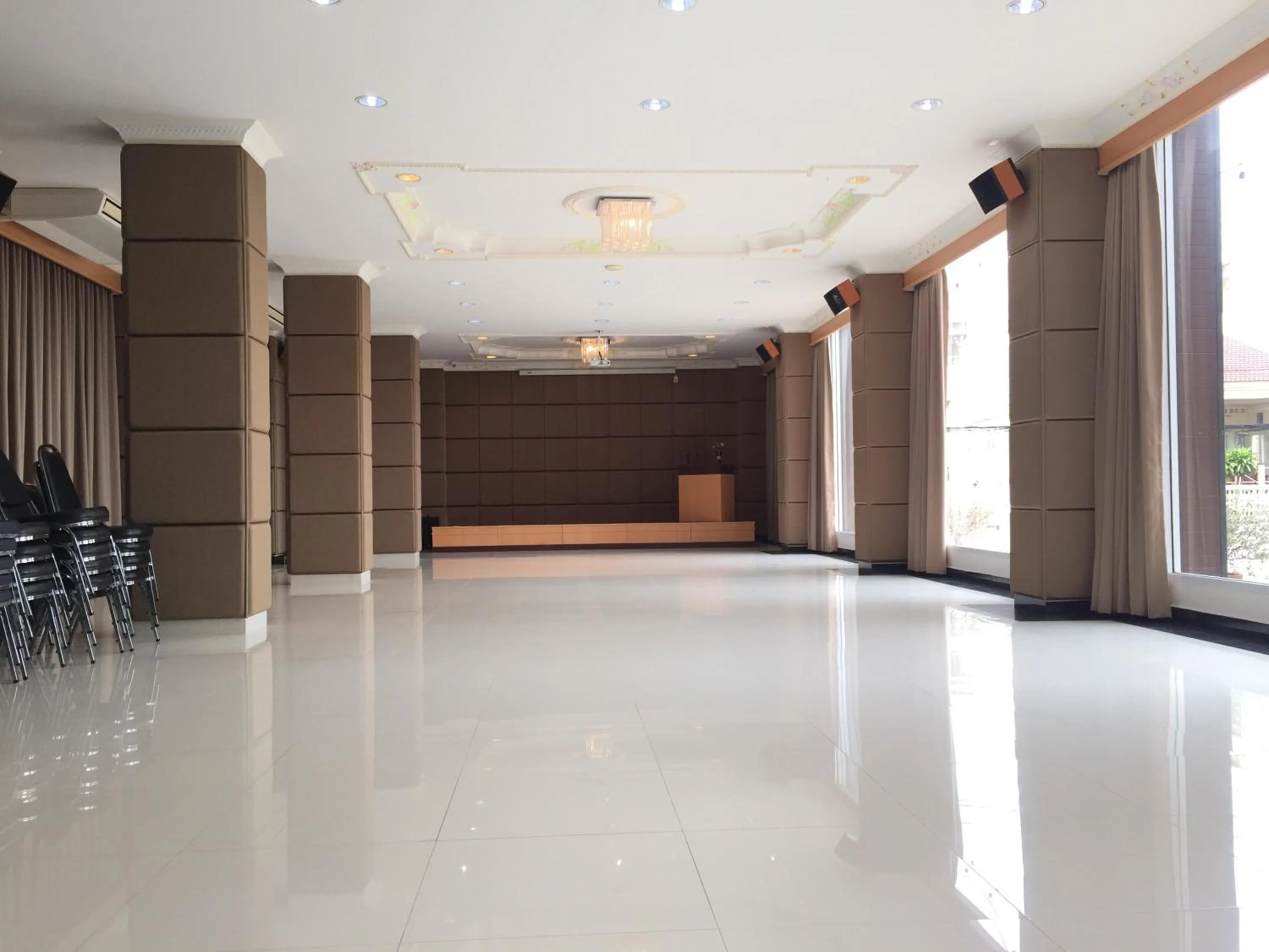 Leelawadee Grand Hotel