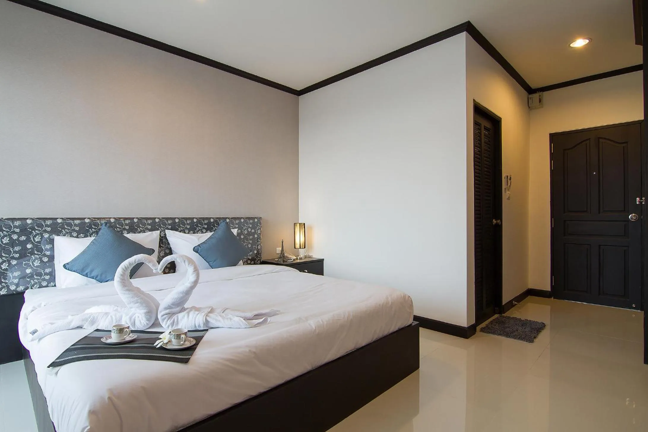 Photo of the whole room, Bed in Leelawadee Grand Hotel