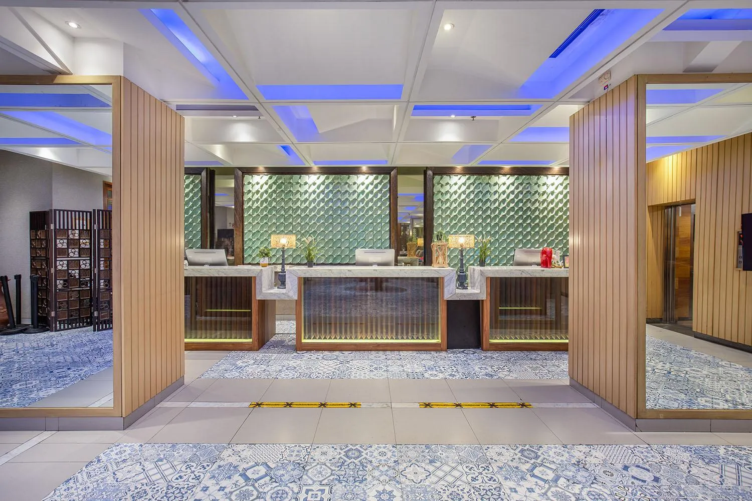 Lobby or reception in THE 1O1 Bandung Dago